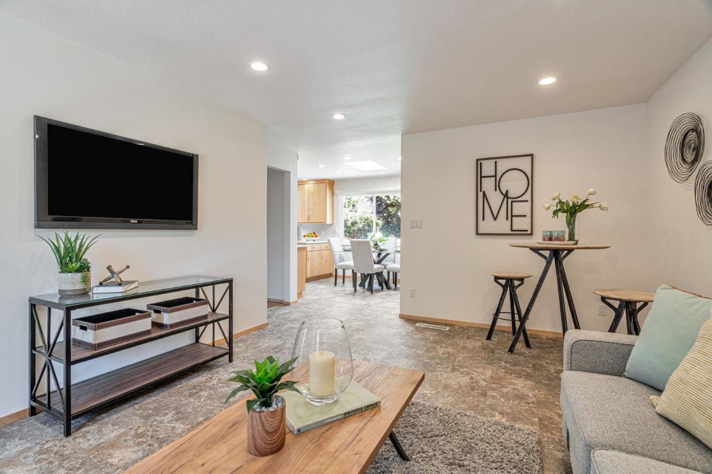 Detail Gallery Image 10 of 52 For 1635 Morton Ave, Los Altos,  CA 94024 - 3 Beds | 2 Baths