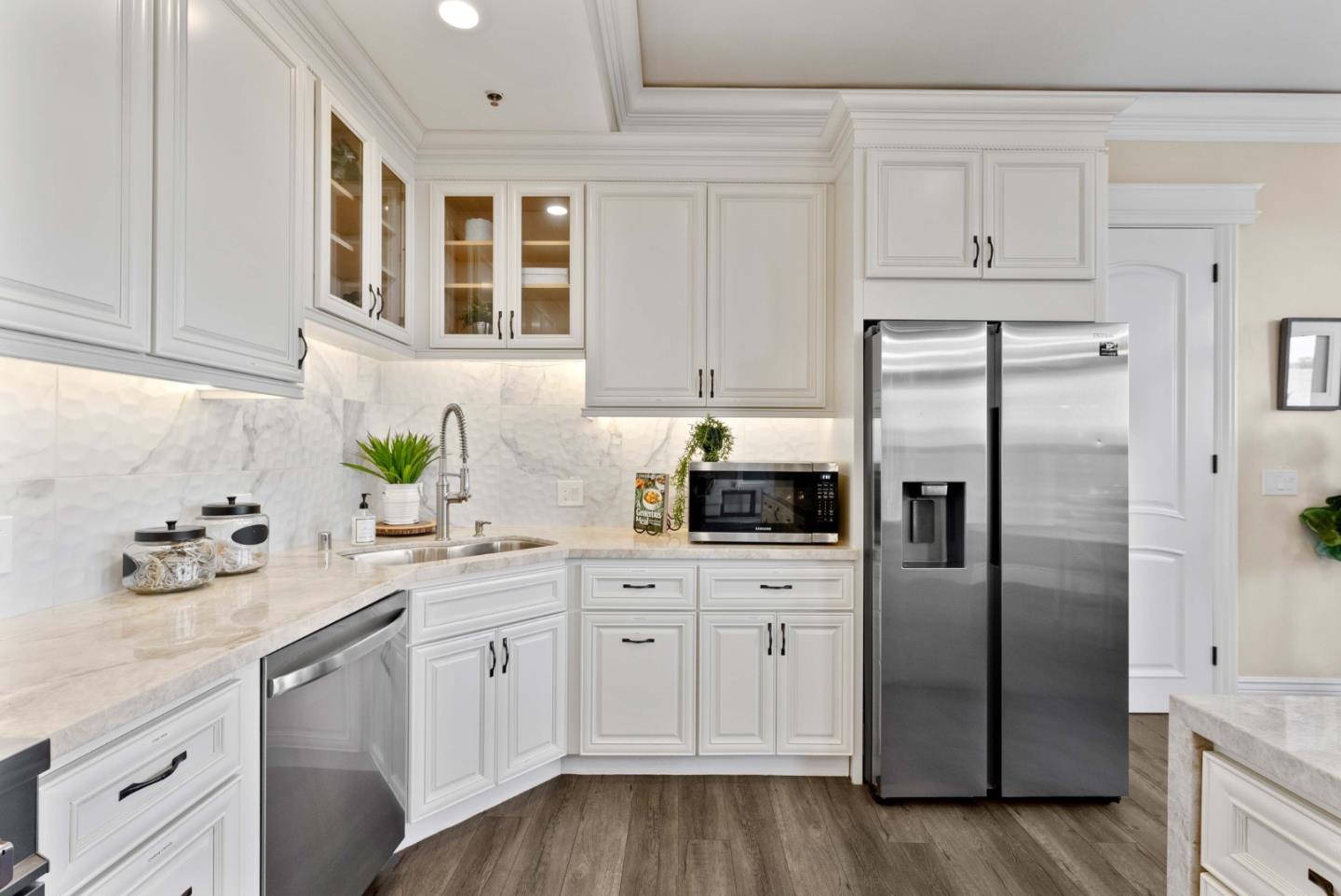 Detail Gallery Image 15 of 92 For 20394 Almaden Rd, San Jose,  CA 95120 - 4 Beds | 4 Baths