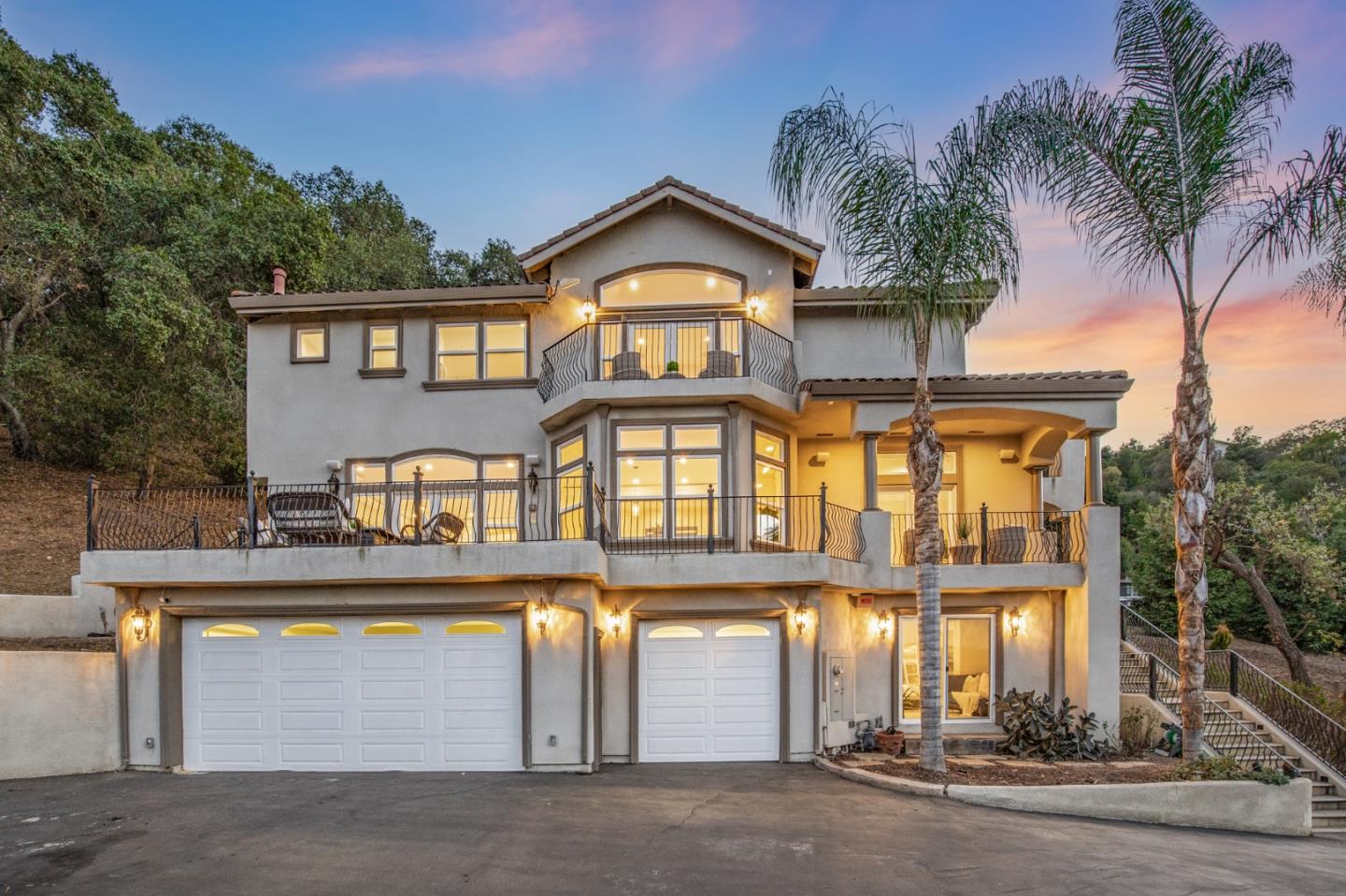 Detail Gallery Image 2 of 92 For 20394 Almaden Rd, San Jose,  CA 95120 - 4 Beds | 4 Baths