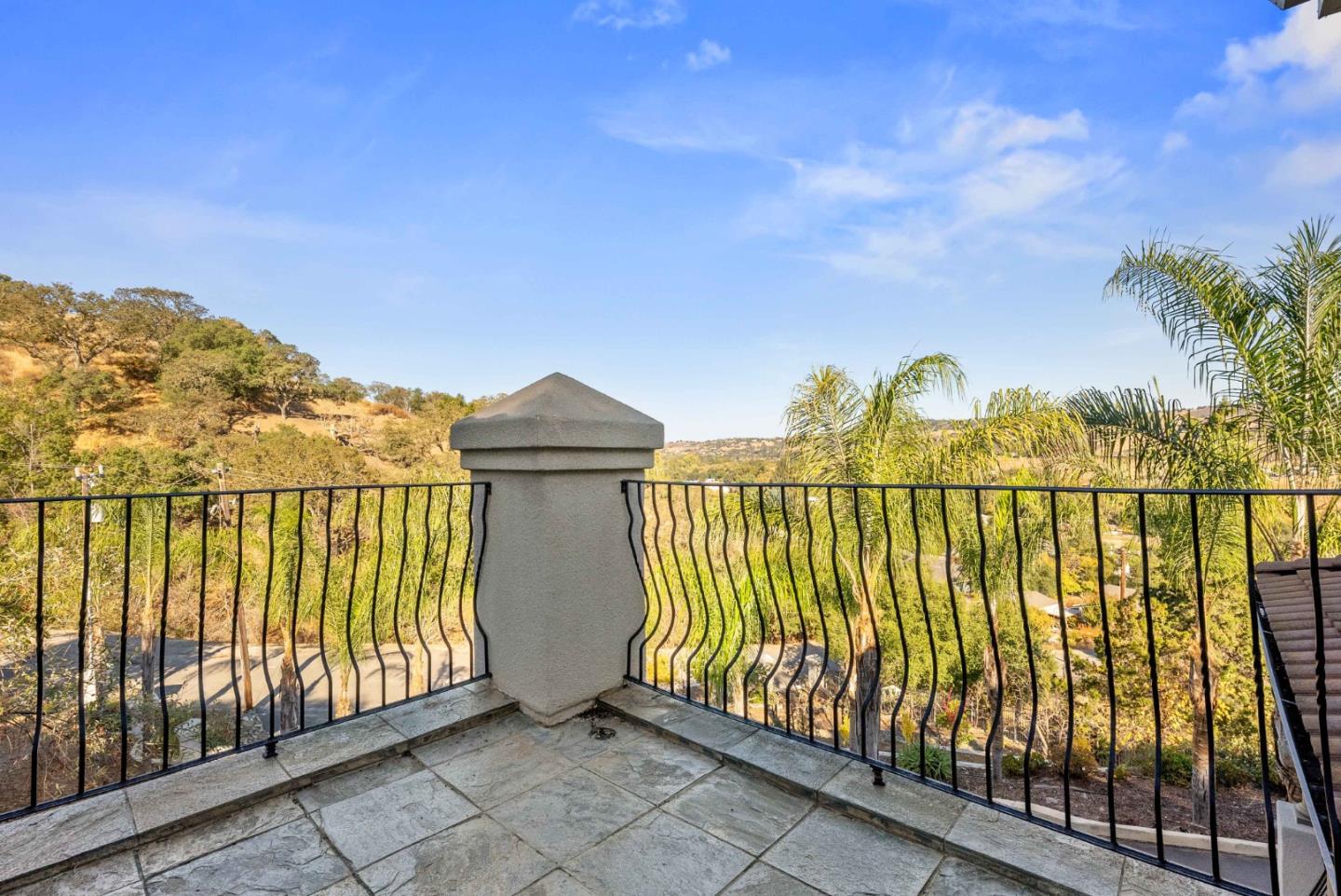 Detail Gallery Image 56 of 92 For 20394 Almaden Rd, San Jose,  CA 95120 - 4 Beds | 4 Baths