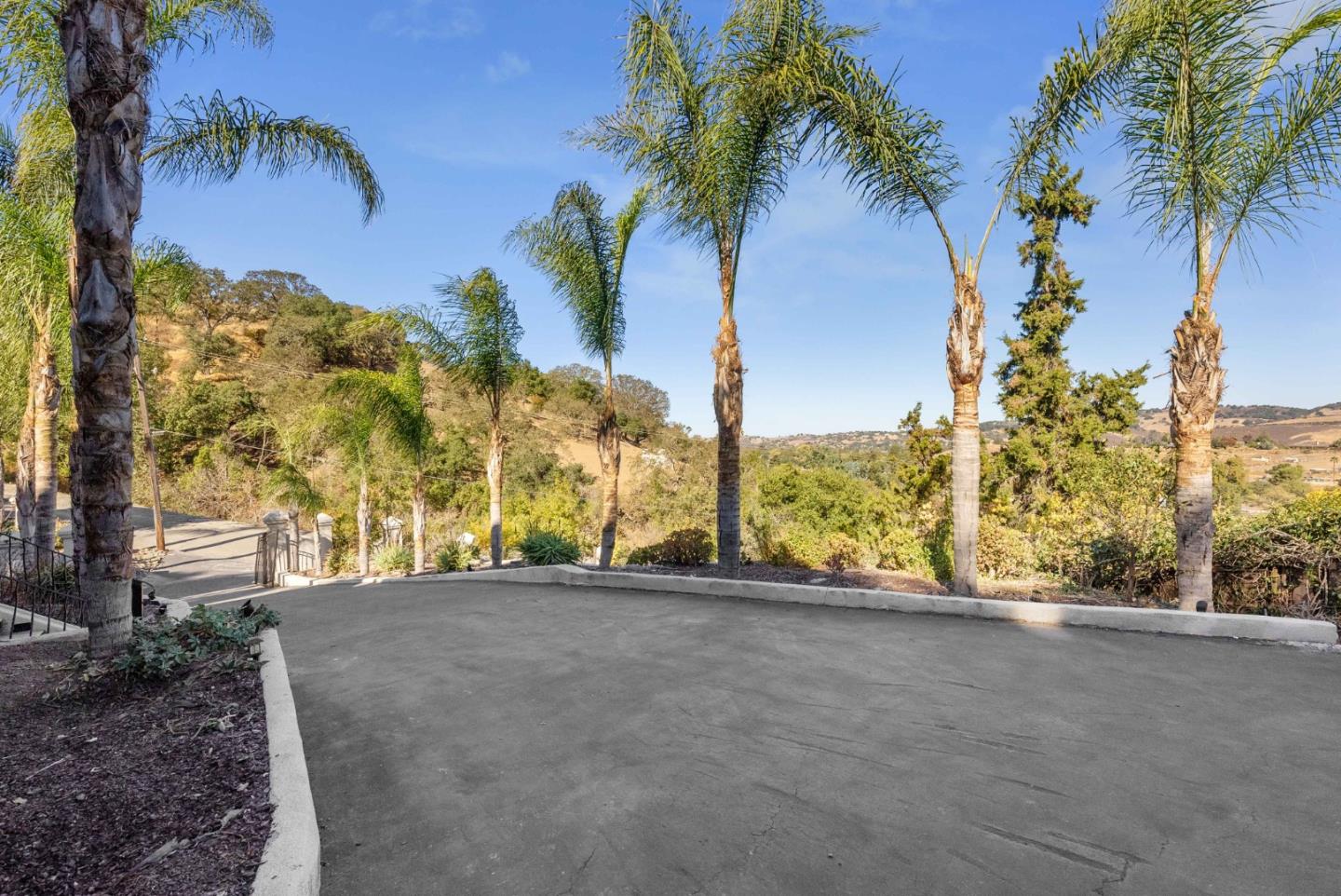 Detail Gallery Image 81 of 92 For 20394 Almaden Rd, San Jose,  CA 95120 - 4 Beds | 4 Baths