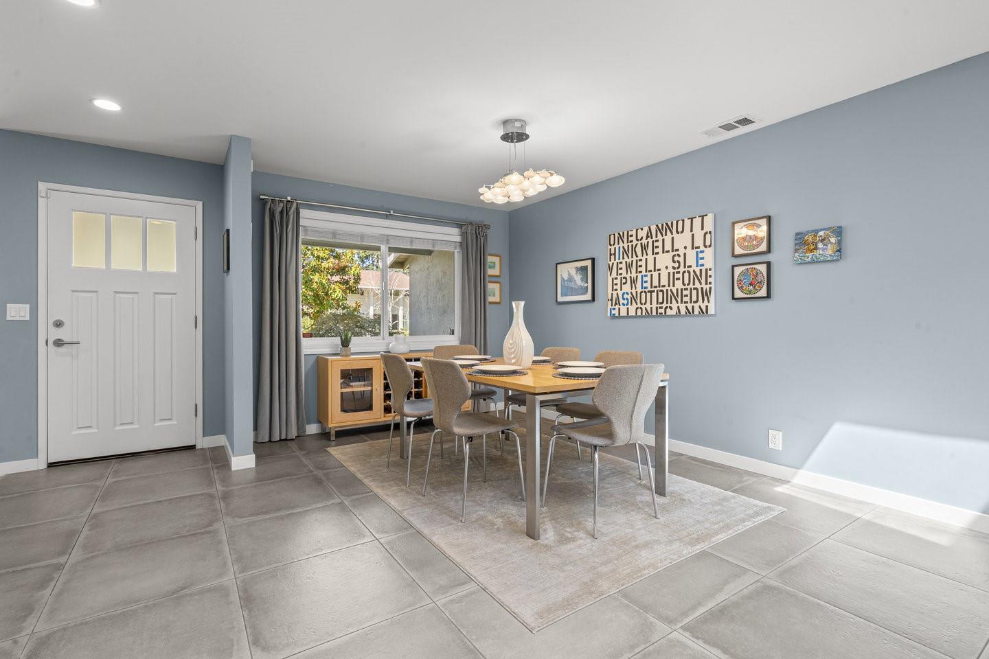 Detail Gallery Image 10 of 57 For 122 Belvale Dr, Los Gatos,  CA 95032 - 4 Beds | 2/1 Baths