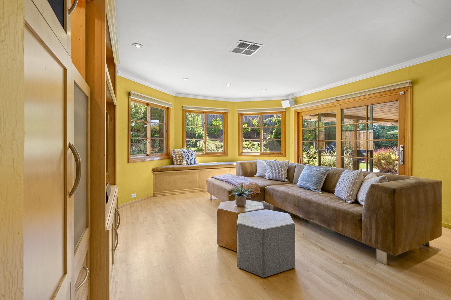Detail Gallery Image 20 of 57 For 122 Belvale Dr, Los Gatos,  CA 95032 - 4 Beds | 2/1 Baths