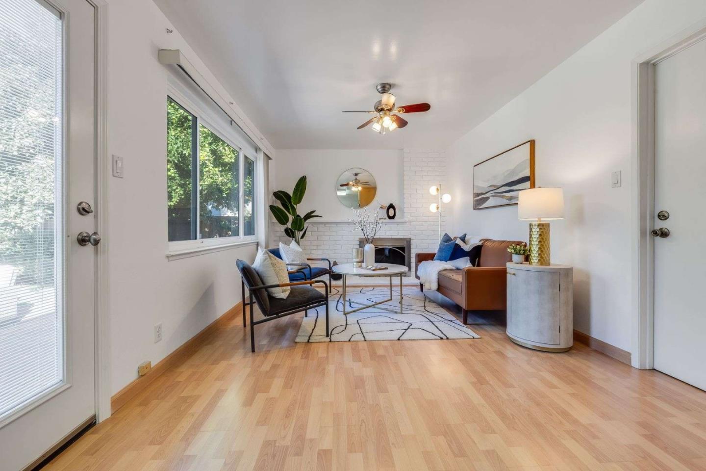 Detail Gallery Image 12 of 30 For 10400 Lindsay Ave, Cupertino,  CA 95014 - 3 Beds | 2 Baths
