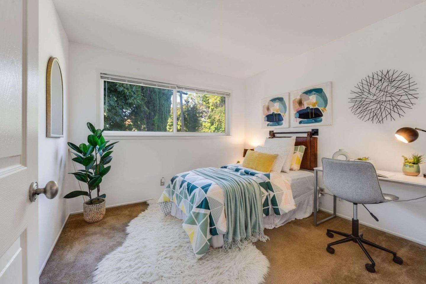 Detail Gallery Image 14 of 30 For 10400 Lindsay Ave, Cupertino,  CA 95014 - 3 Beds | 2 Baths