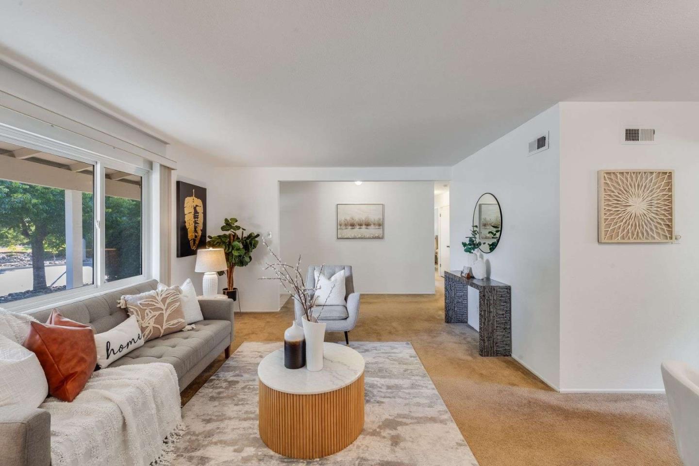 Detail Gallery Image 4 of 30 For 10400 Lindsay Ave, Cupertino,  CA 95014 - 3 Beds | 2 Baths