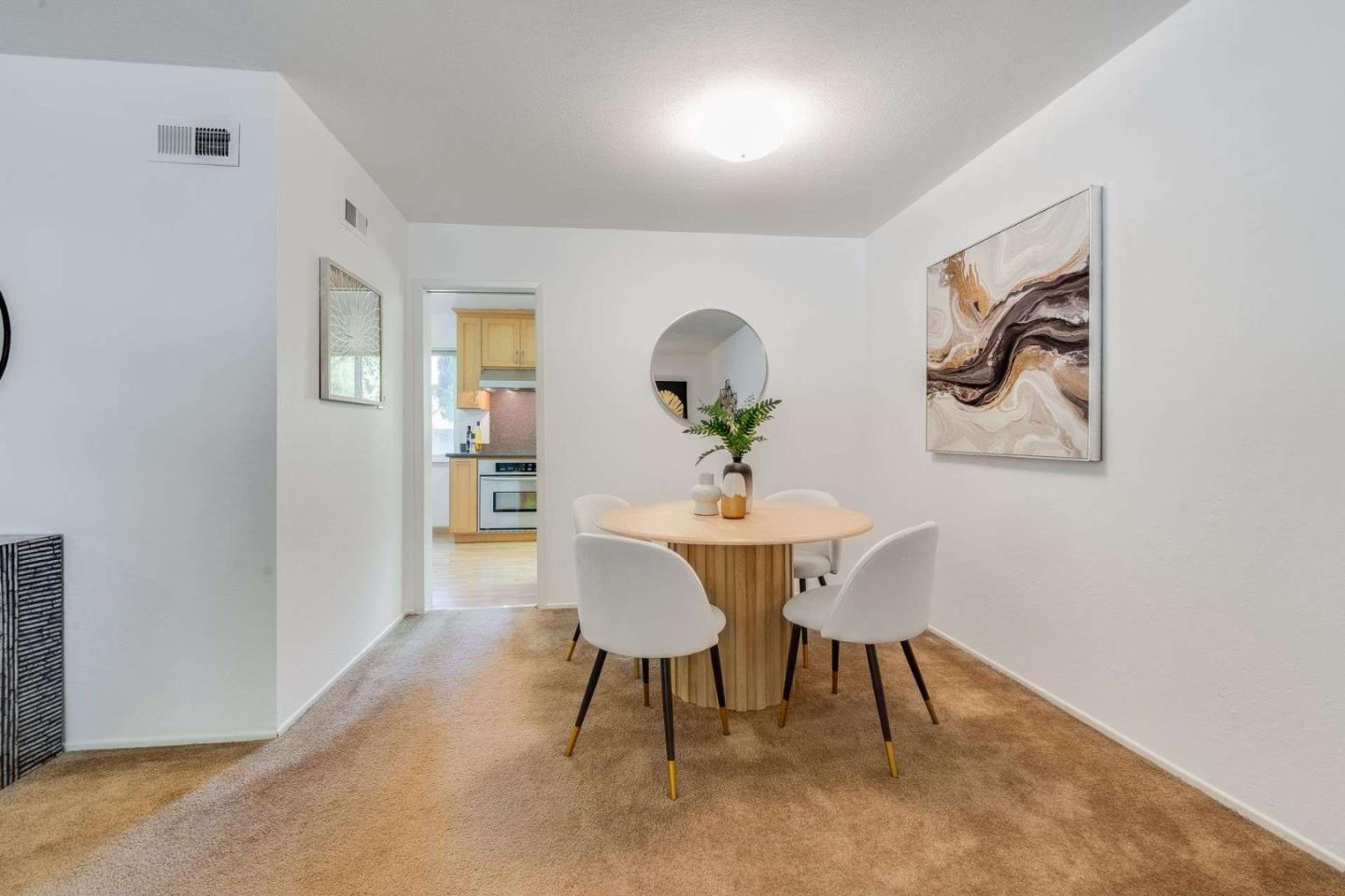 Detail Gallery Image 7 of 30 For 10400 Lindsay Ave, Cupertino,  CA 95014 - 3 Beds | 2 Baths