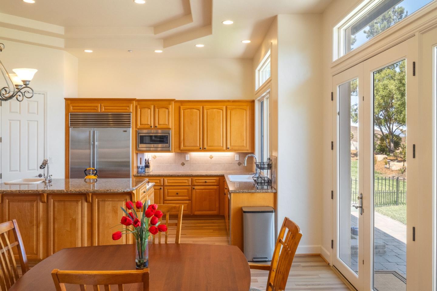 Detail Gallery Image 17 of 46 For 27812 Crowne Point Dr, Salinas,  CA 93908 - 4 Beds | 3/1 Baths
