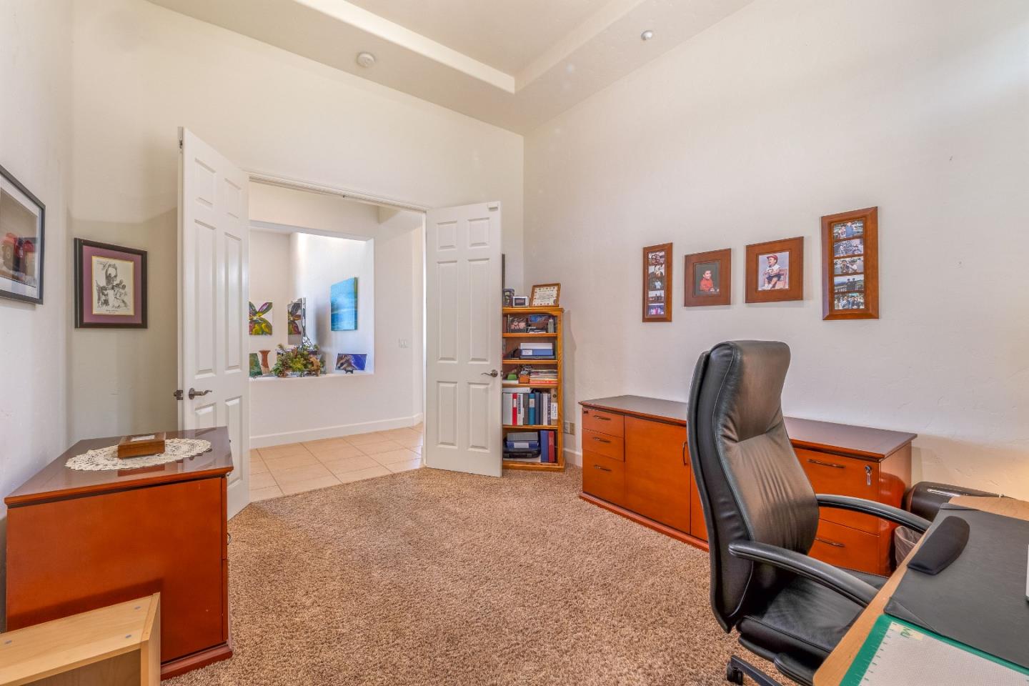 Detail Gallery Image 21 of 46 For 27812 Crowne Point Dr, Salinas,  CA 93908 - 4 Beds | 3/1 Baths