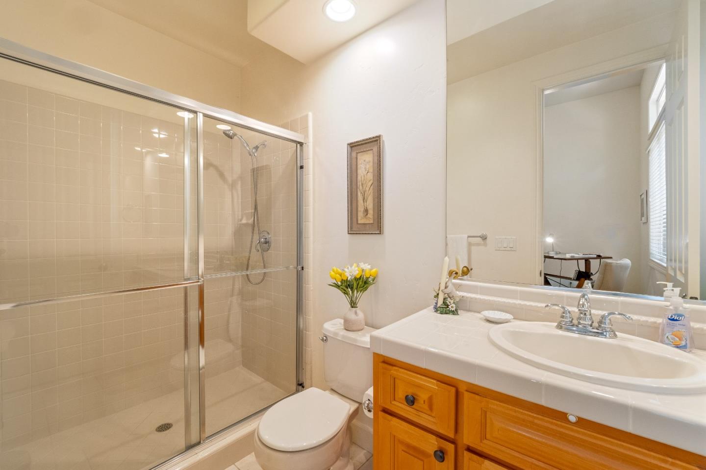 Detail Gallery Image 32 of 46 For 27812 Crowne Point Dr, Salinas,  CA 93908 - 4 Beds | 3/1 Baths