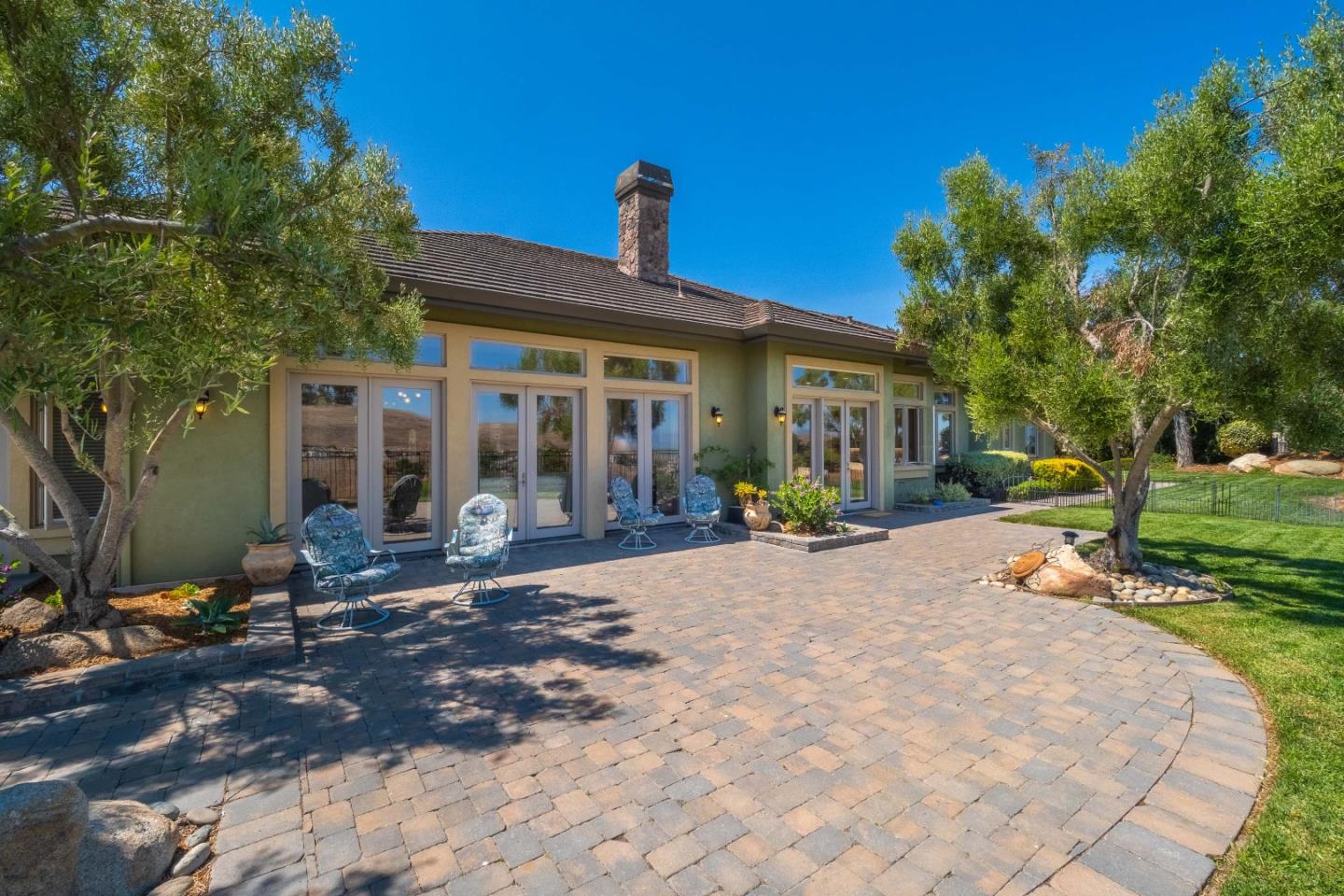 Detail Gallery Image 41 of 46 For 27812 Crowne Point Dr, Salinas,  CA 93908 - 4 Beds | 3/1 Baths
