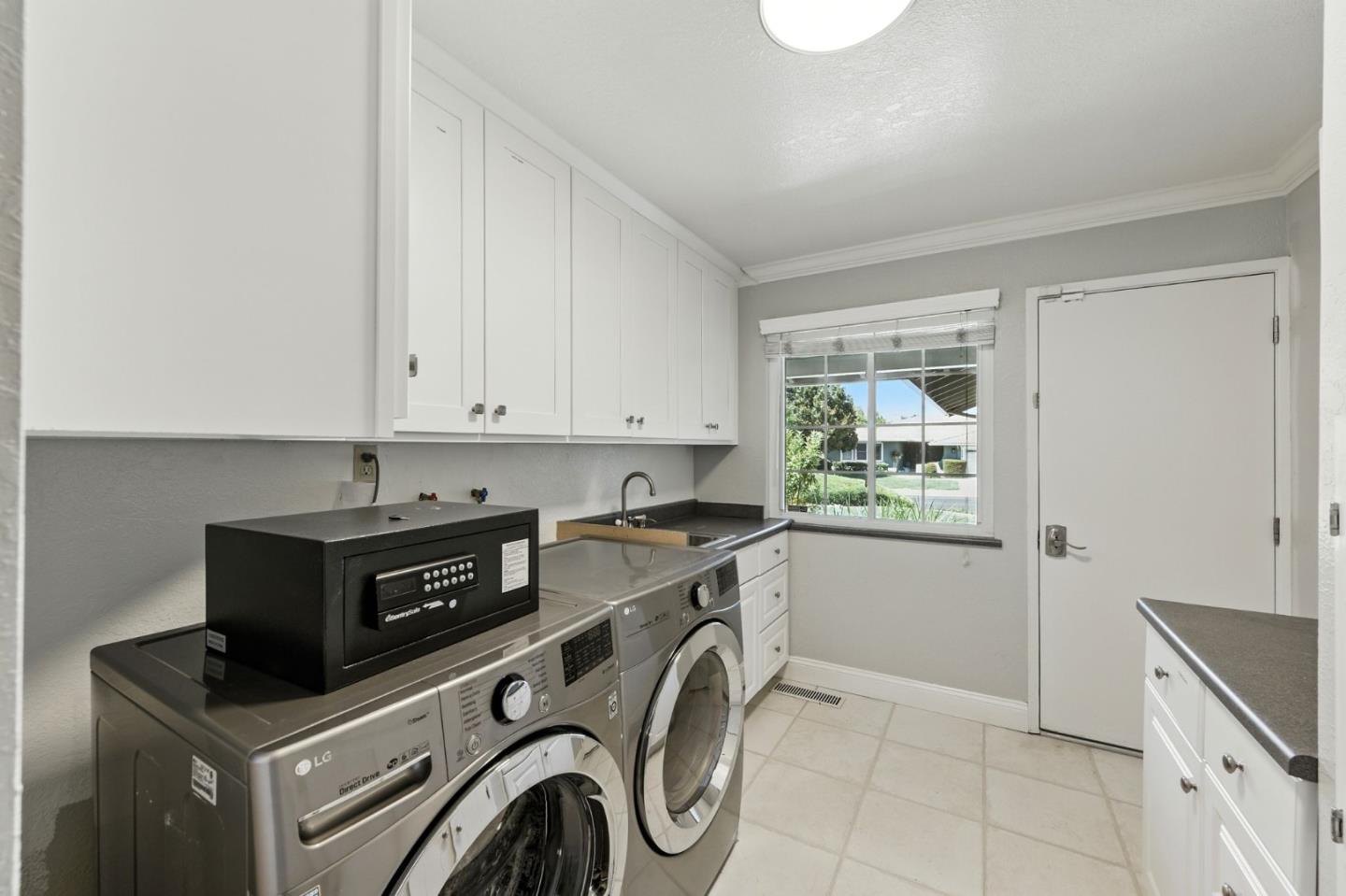 Detail Gallery Image 26 of 56 For 112 Bacigalupi Dr, Los Gatos,  CA 95032 - 4 Beds | 3 Baths
