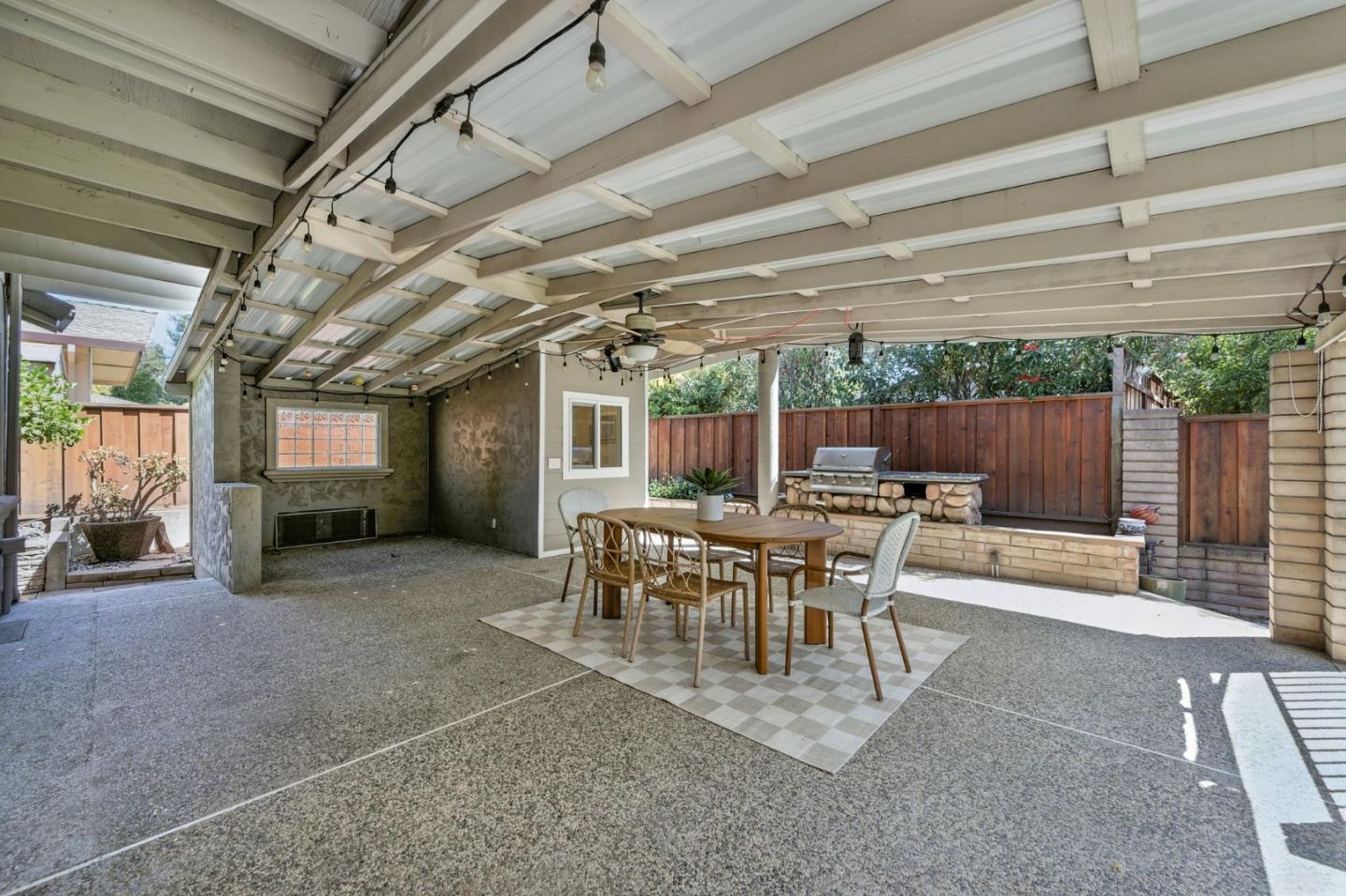 Detail Gallery Image 31 of 56 For 112 Bacigalupi Dr, Los Gatos,  CA 95032 - 4 Beds | 3 Baths