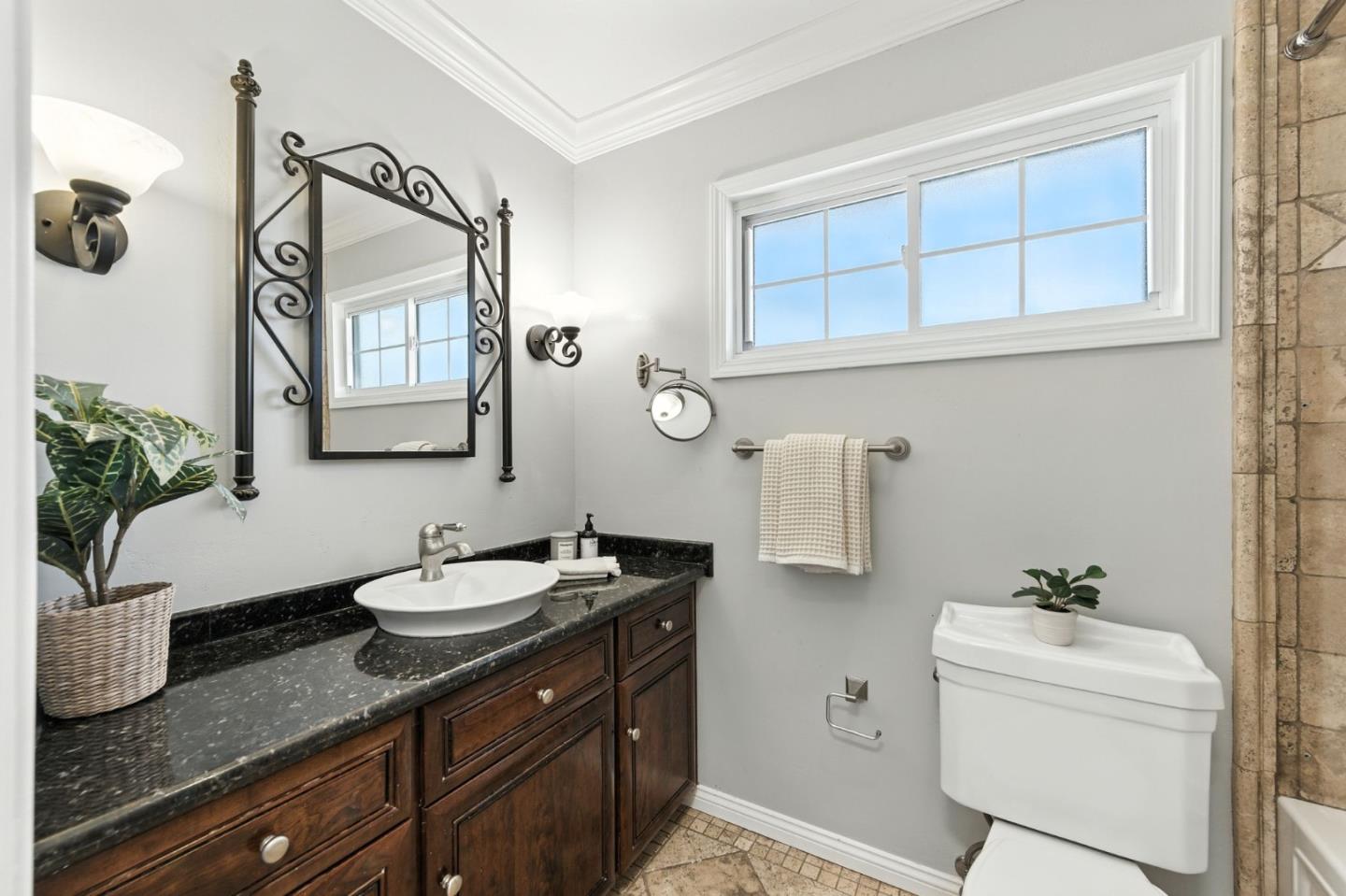 Detail Gallery Image 40 of 56 For 112 Bacigalupi Dr, Los Gatos,  CA 95032 - 4 Beds | 3 Baths