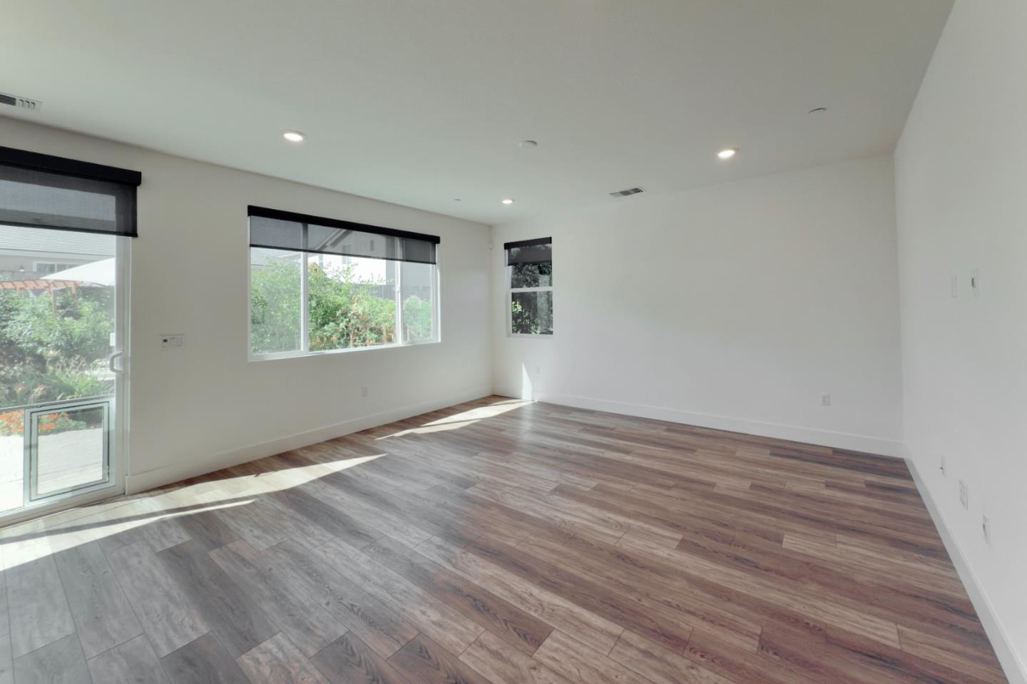 Detail Gallery Image 17 of 56 For 1991 Rosemary Dr, Hollister,  CA 95023 - 5 Beds | 4 Baths