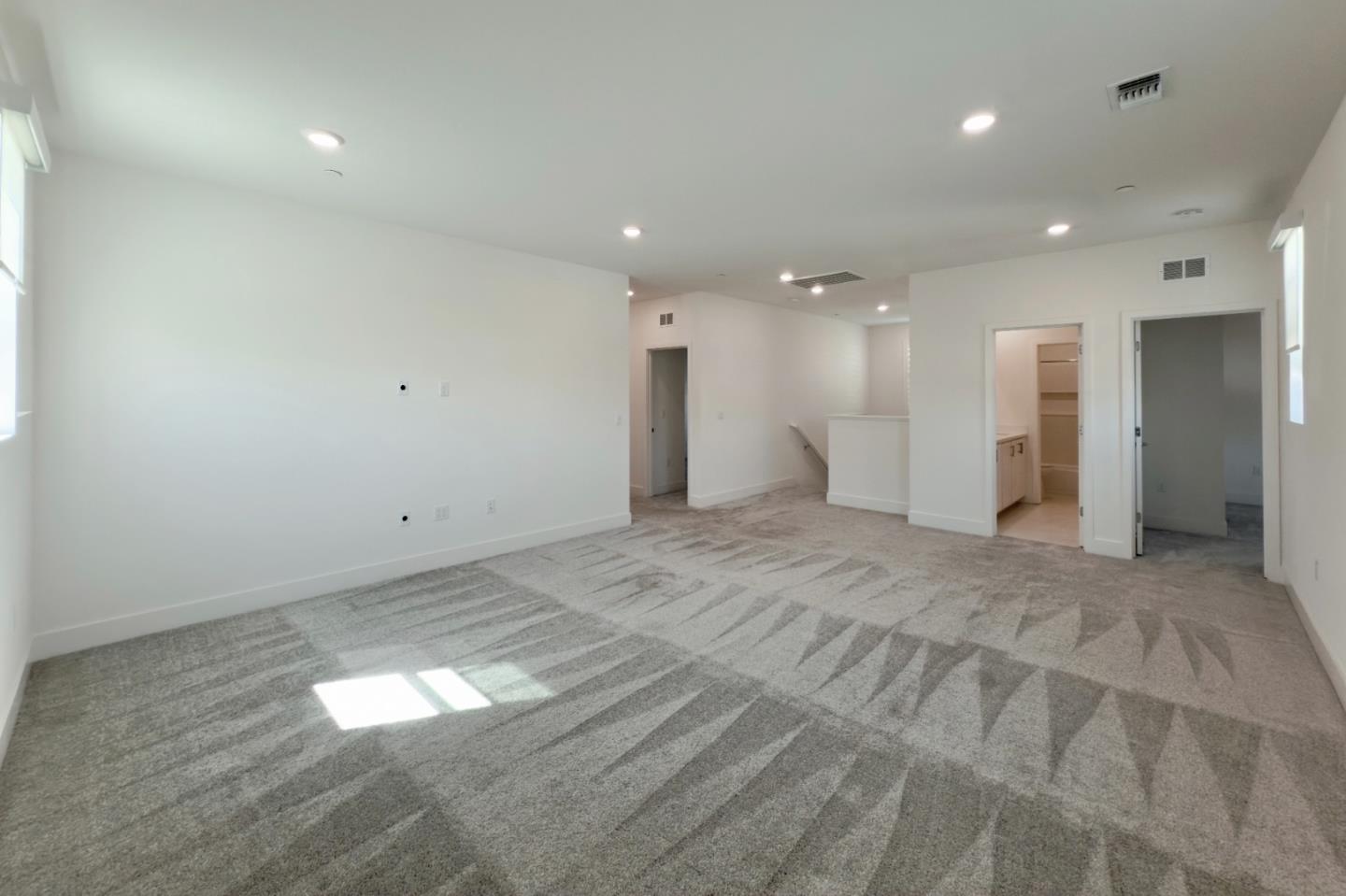 Detail Gallery Image 20 of 56 For 1991 Rosemary Dr, Hollister,  CA 95023 - 5 Beds | 4 Baths