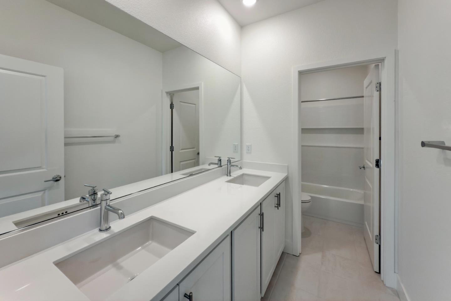 Detail Gallery Image 27 of 56 For 1991 Rosemary Dr, Hollister,  CA 95023 - 5 Beds | 4 Baths