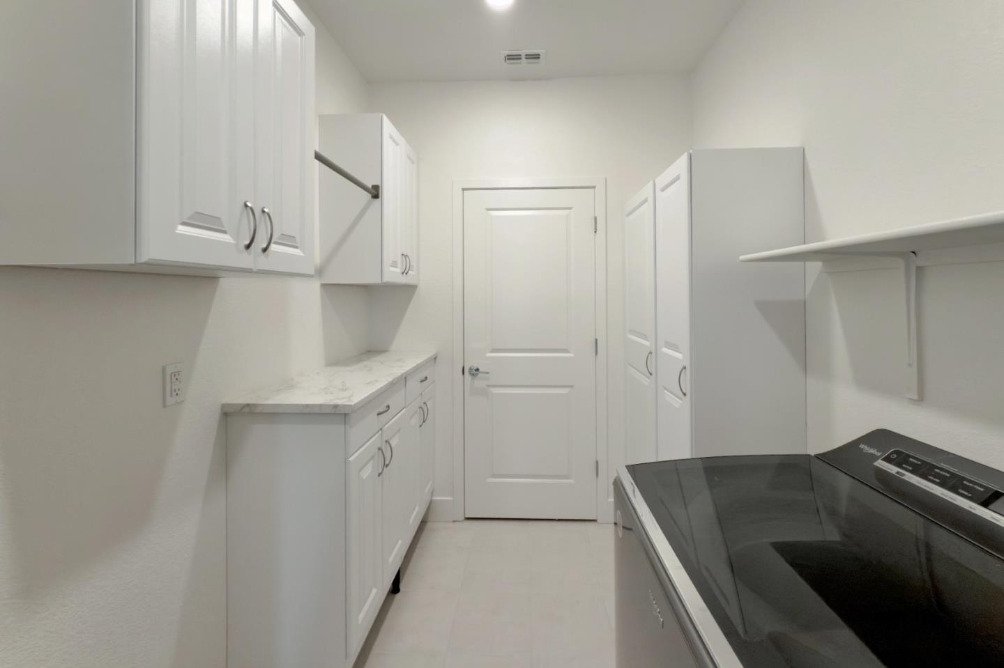 Detail Gallery Image 29 of 56 For 1991 Rosemary Dr, Hollister,  CA 95023 - 5 Beds | 4 Baths