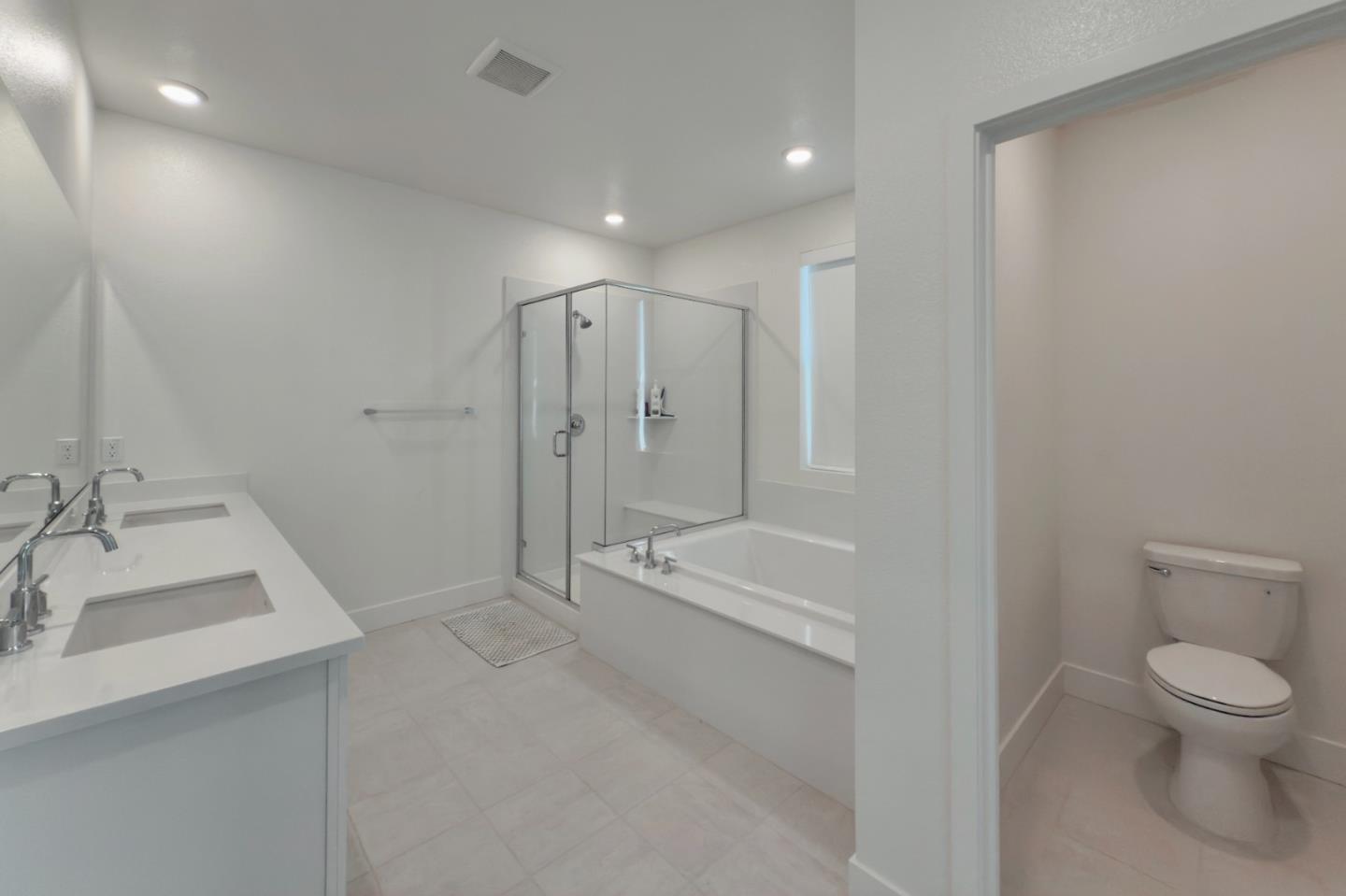 Detail Gallery Image 33 of 56 For 1991 Rosemary Dr, Hollister,  CA 95023 - 5 Beds | 4 Baths