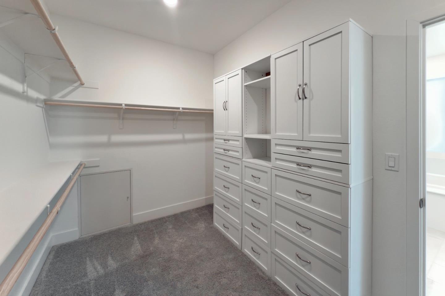Detail Gallery Image 35 of 56 For 1991 Rosemary Dr, Hollister,  CA 95023 - 5 Beds | 4 Baths
