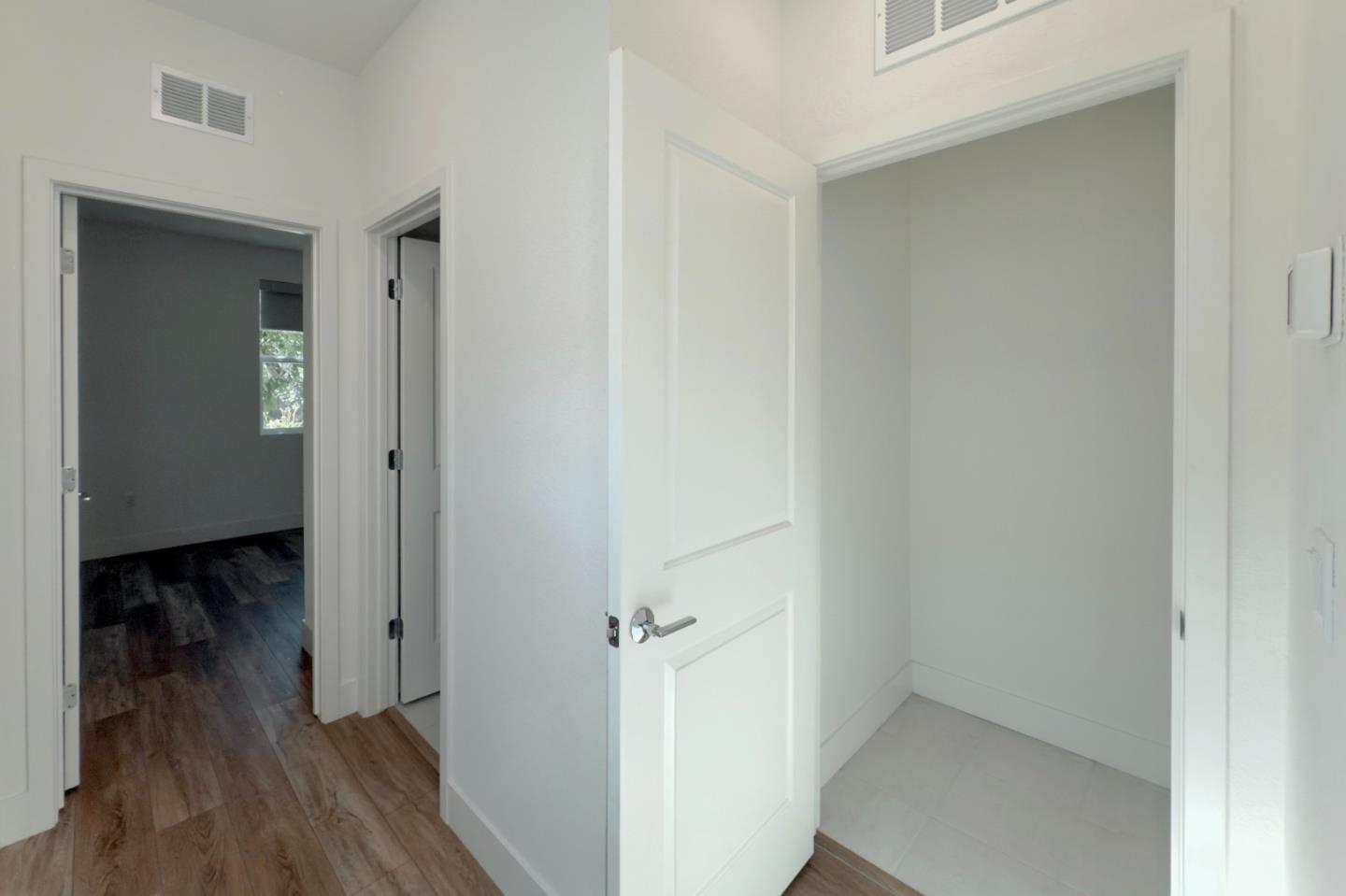 Detail Gallery Image 41 of 56 For 1991 Rosemary Dr, Hollister,  CA 95023 - 5 Beds | 4 Baths