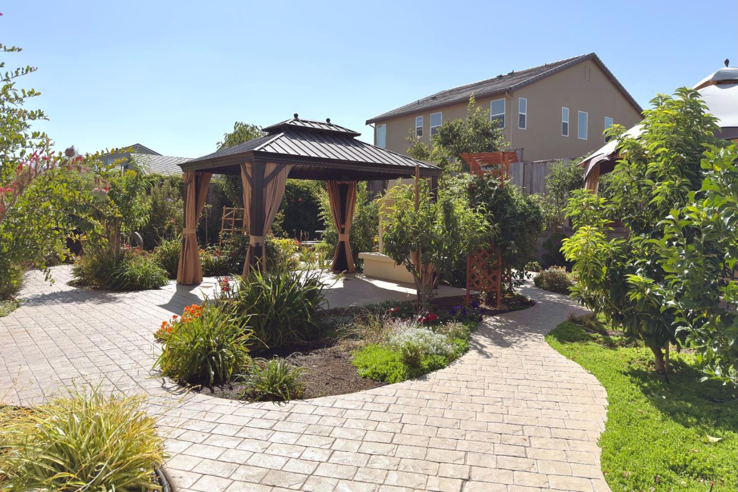 Detail Gallery Image 51 of 56 For 1991 Rosemary Dr, Hollister,  CA 95023 - 5 Beds | 4 Baths