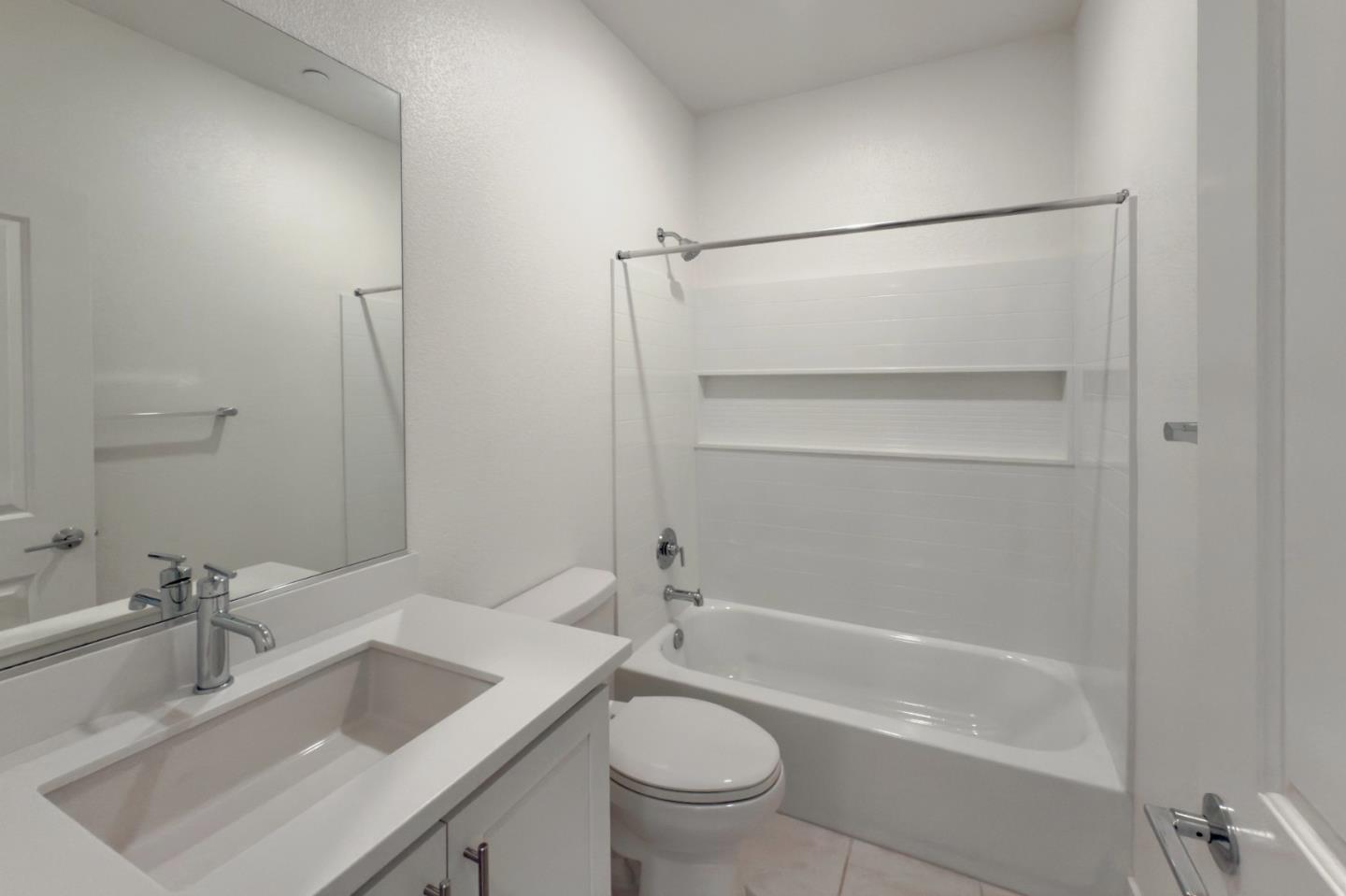 Detail Gallery Image 8 of 56 For 1991 Rosemary Dr, Hollister,  CA 95023 - 5 Beds | 4 Baths