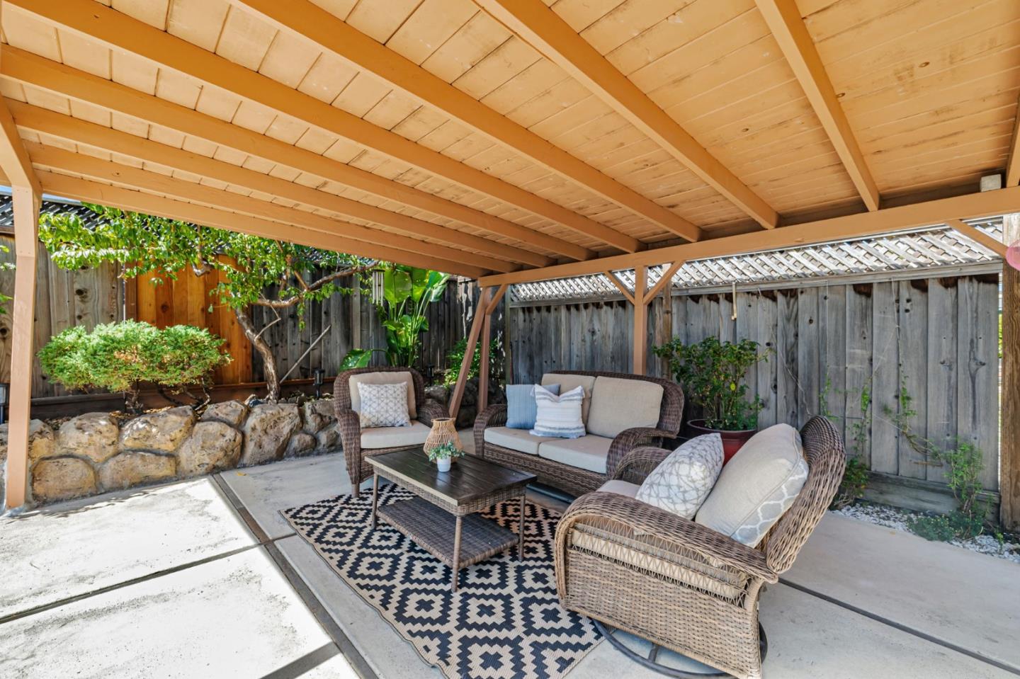 Detail Gallery Image 37 of 42 For 5121 Noella Way, San Jose,  CA 95124 - 3 Beds | 2 Baths