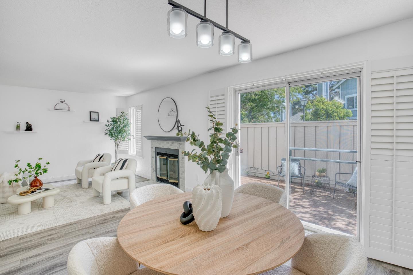 Detail Gallery Image 7 of 38 For 340 N Wildwood, Hercules,  CA 94547 - 3 Beds | 2/1 Baths