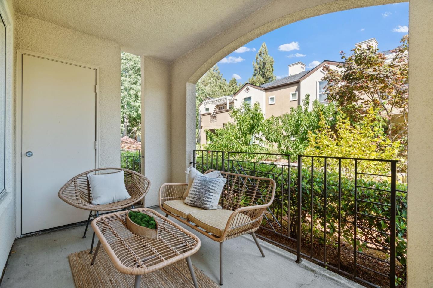Detail Gallery Image 20 of 36 For 803 Debut Ct, San Jose,  CA 95134 - 2 Beds | 2 Baths