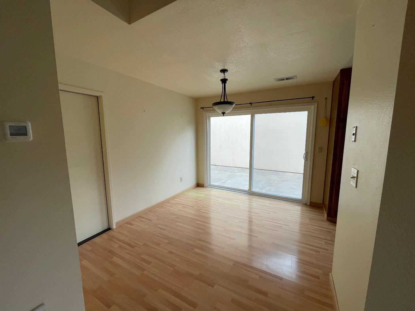 Detail Gallery Image 15 of 51 For 1077 Ofarrell Ct, Salinas,  CA 93907 - 3 Beds | 2 Baths