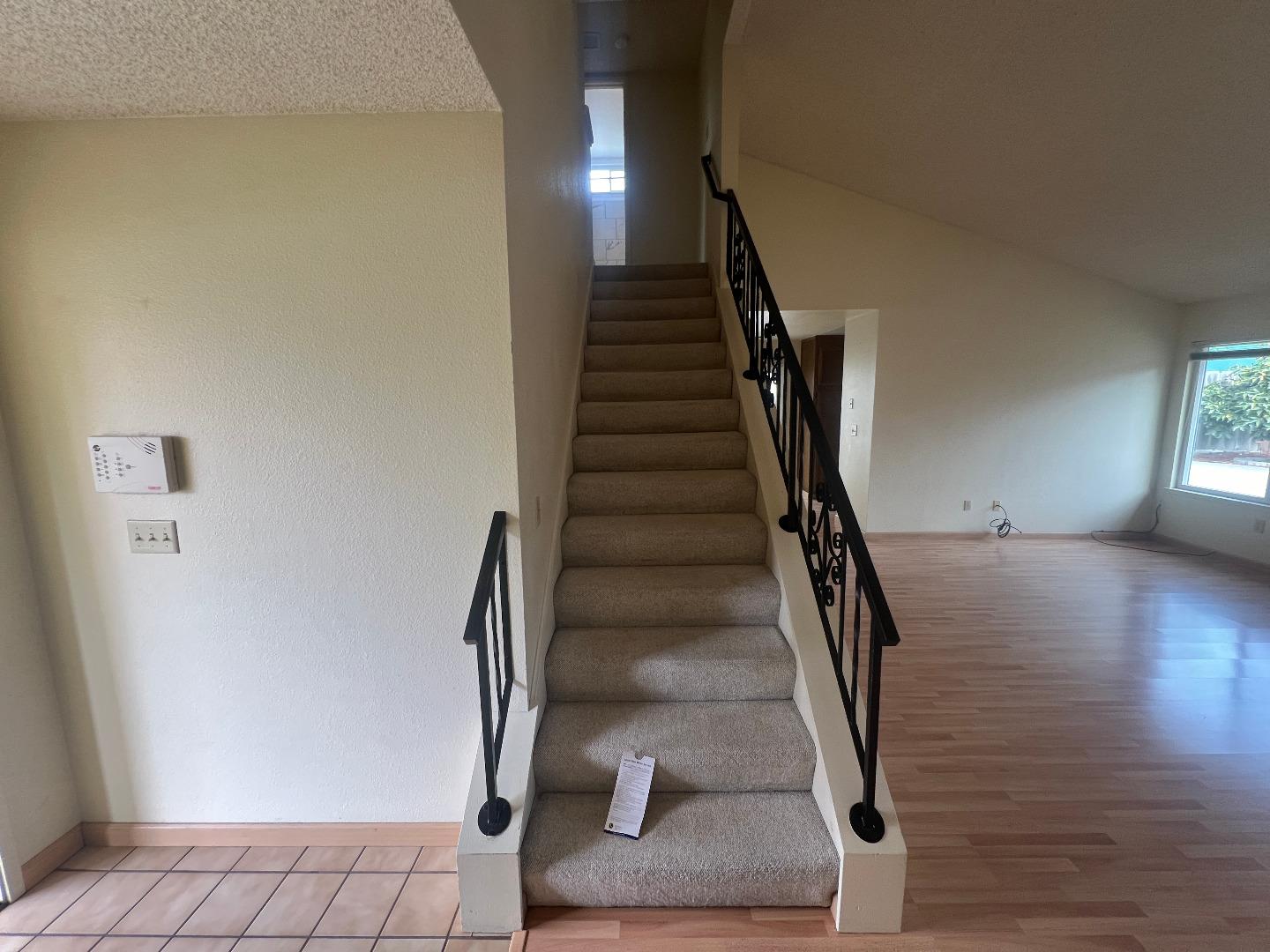 Detail Gallery Image 16 of 51 For 1077 Ofarrell Ct, Salinas,  CA 93907 - 3 Beds | 2 Baths