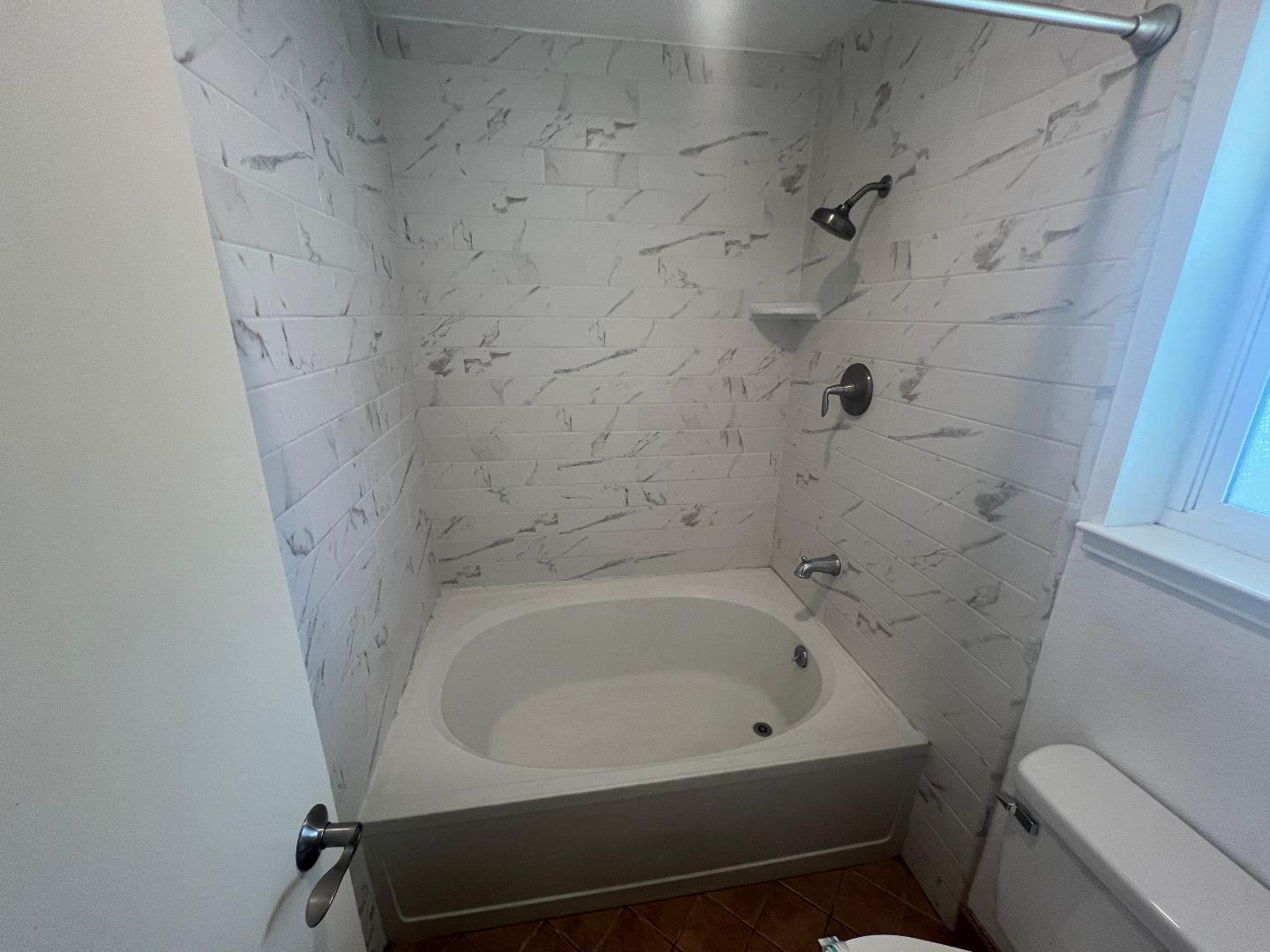 Detail Gallery Image 25 of 51 For 1077 Ofarrell Ct, Salinas,  CA 93907 - 3 Beds | 2 Baths