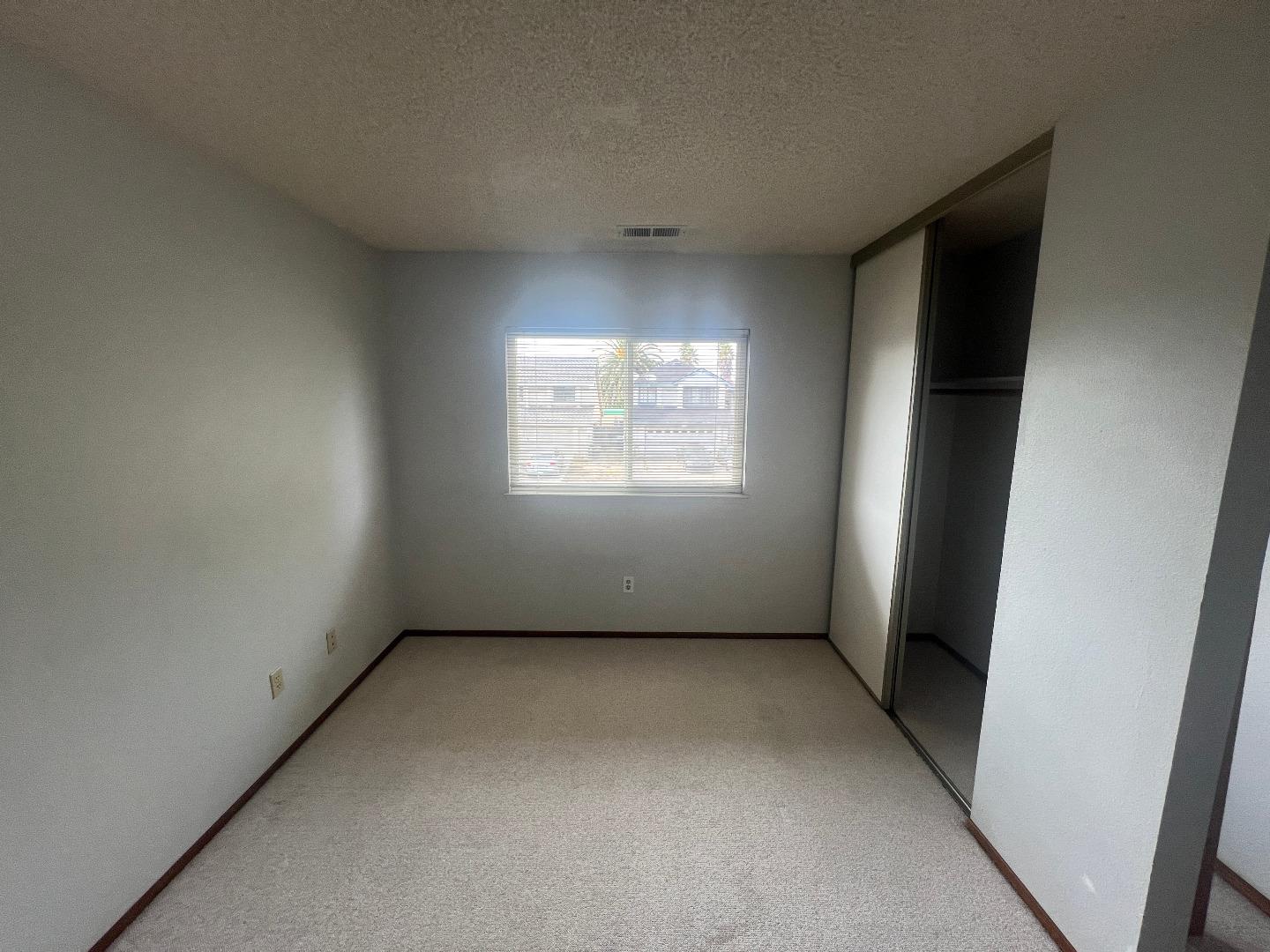 Detail Gallery Image 35 of 51 For 1077 Ofarrell Ct, Salinas,  CA 93907 - 3 Beds | 2 Baths