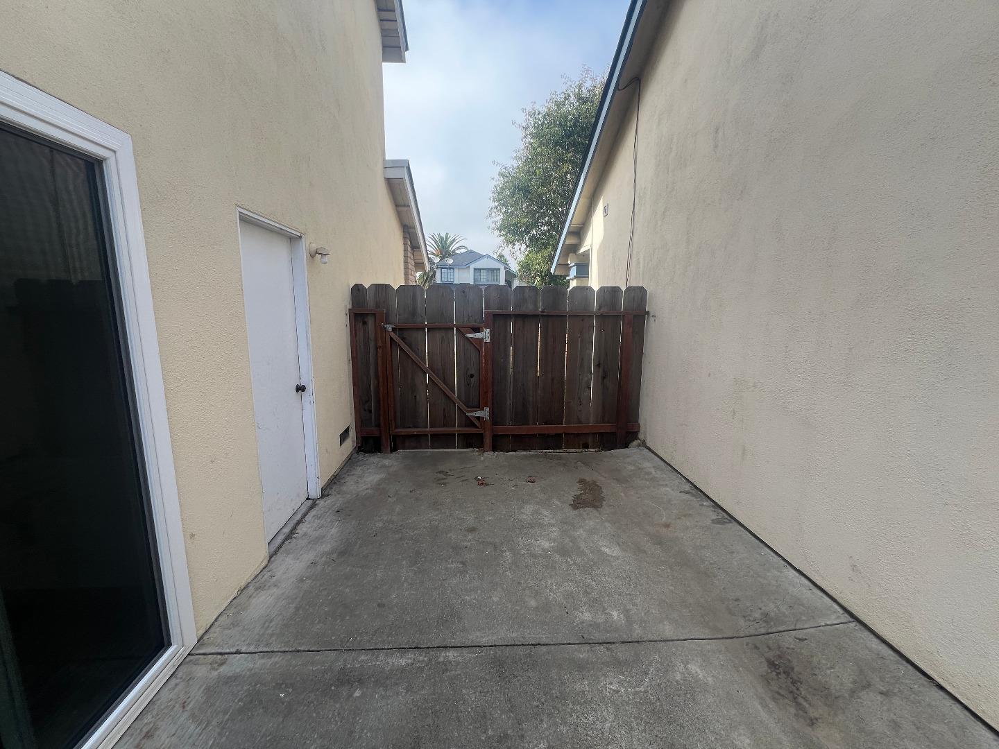 Detail Gallery Image 44 of 51 For 1077 Ofarrell Ct, Salinas,  CA 93907 - 3 Beds | 2 Baths