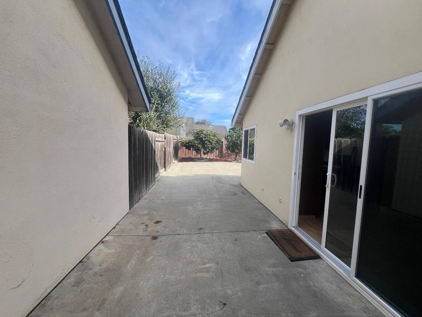 Detail Gallery Image 45 of 51 For 1077 Ofarrell Ct, Salinas,  CA 93907 - 3 Beds | 2 Baths