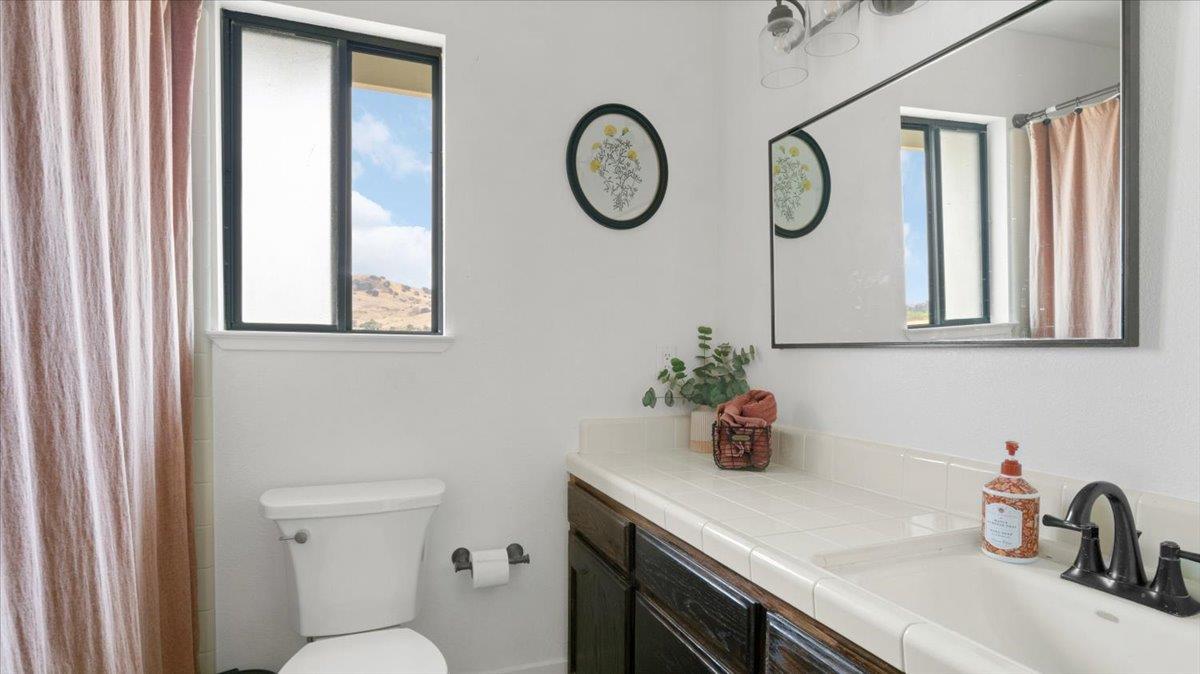 Detail Gallery Image 20 of 32 For 352 Cowden Rd, Hollister,  CA 95023 - 3 Beds | 2 Baths