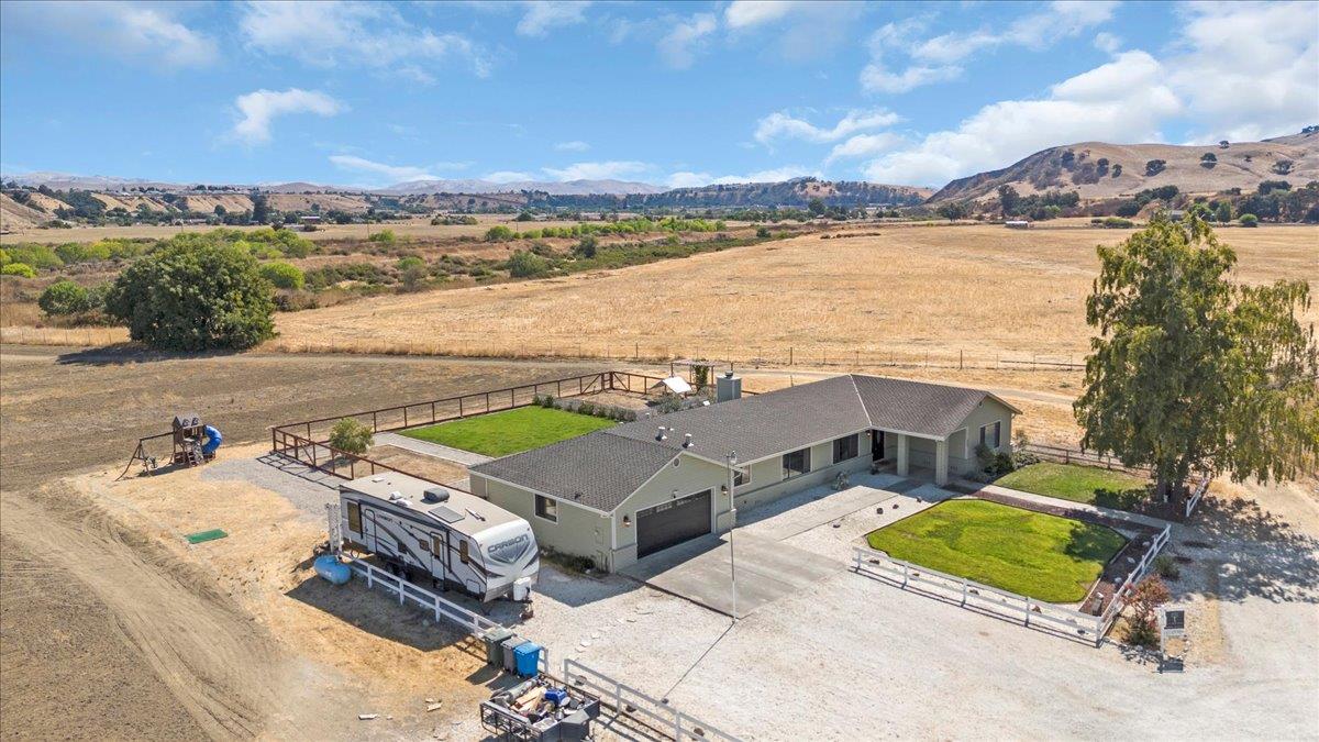 Detail Gallery Image 27 of 32 For 352 Cowden Rd, Hollister,  CA 95023 - 3 Beds | 2 Baths