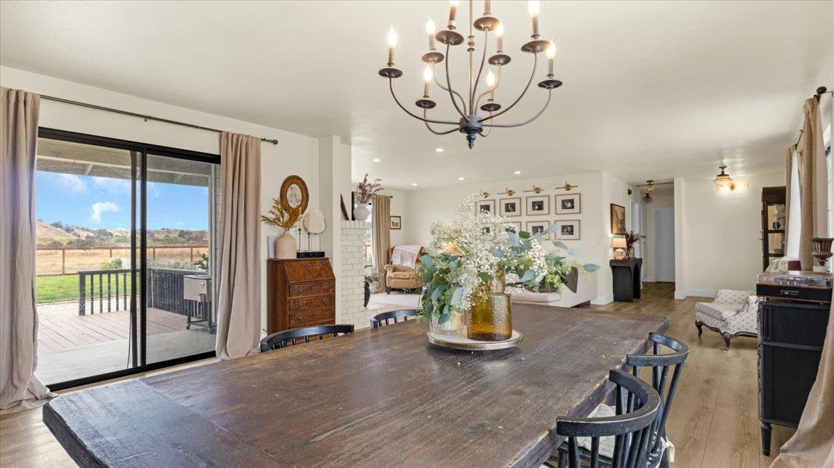 Detail Gallery Image 9 of 32 For 352 Cowden Rd, Hollister,  CA 95023 - 3 Beds | 2 Baths