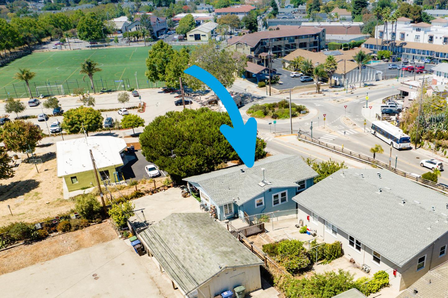 Detail Gallery Image 10 of 14 For 102 W Cliff Dr, Santa Cruz,  CA 95060 - 2 Beds | 1 Baths