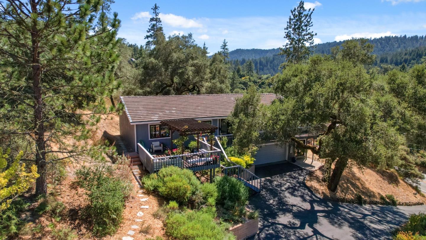 Detail Gallery Image 2 of 72 For 2203 Quail Hollow Rd, Ben Lomond,  CA 95005 - 4 Beds | 2/1 Baths