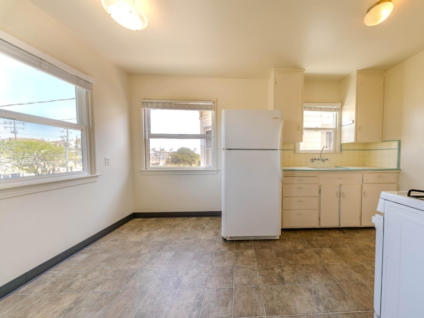 Detail Gallery Image 12 of 25 For 108 W Cliff Dr, Santa Cruz,  CA 95060 - – Beds | – Baths