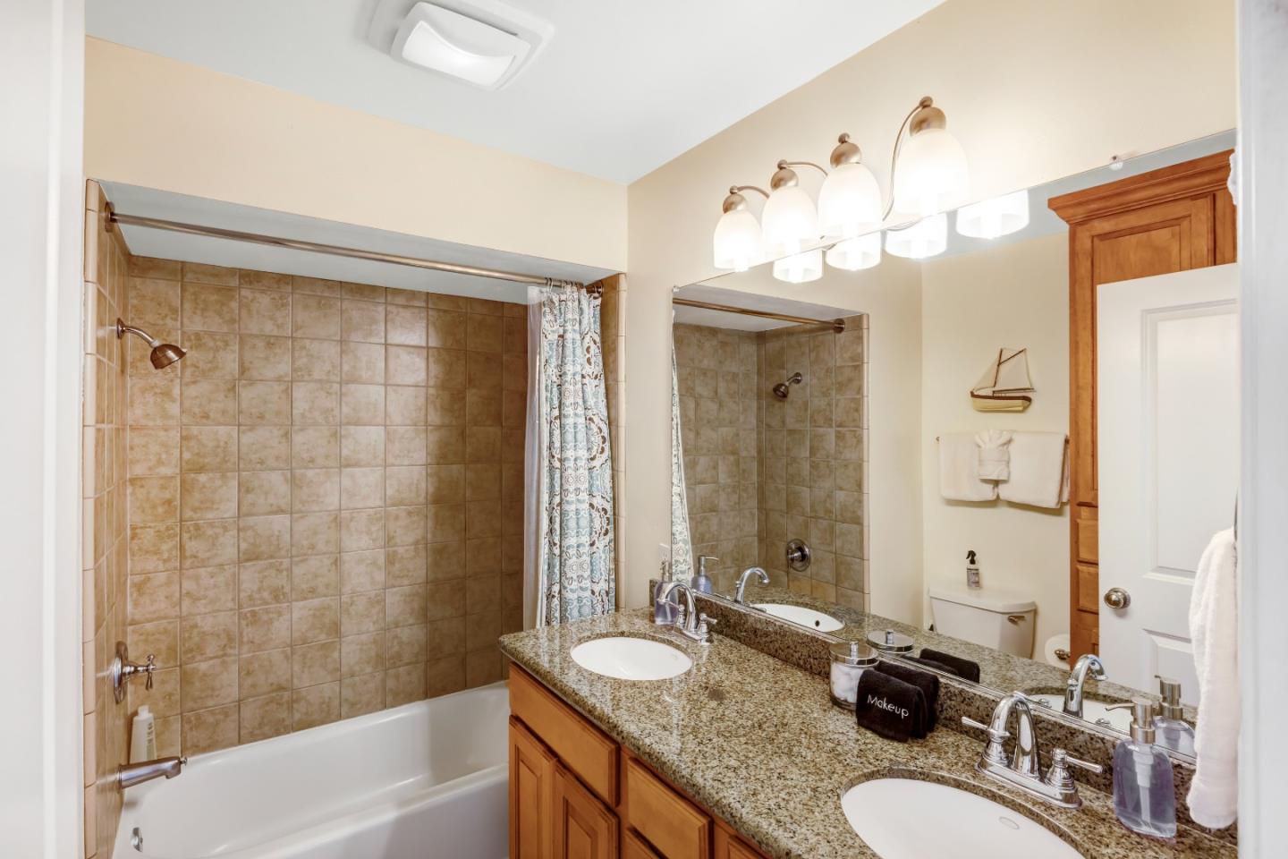 Detail Gallery Image 25 of 53 For 585 Ocean View Blvd #3,  Pacific Grove,  CA 93950 - 2 Beds | 1/1 Baths