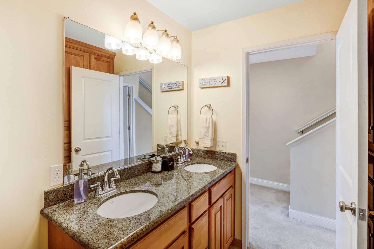 Detail Gallery Image 26 of 53 For 585 Ocean View Blvd #3,  Pacific Grove,  CA 93950 - 2 Beds | 1/1 Baths