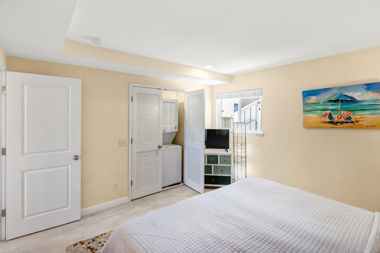 Detail Gallery Image 29 of 53 For 585 Ocean View Blvd #3,  Pacific Grove,  CA 93950 - 2 Beds | 1/1 Baths
