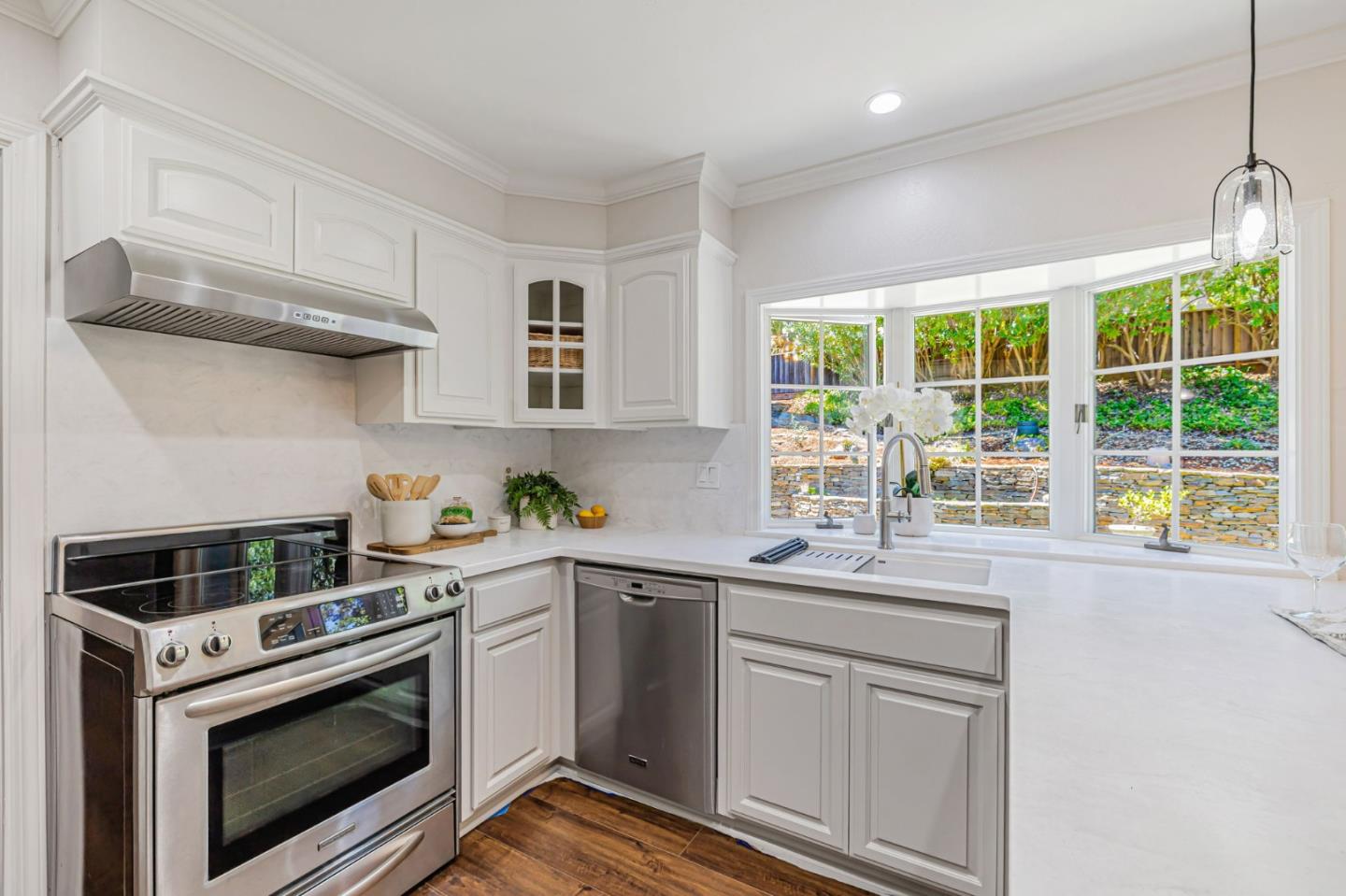 Detail Gallery Image 11 of 54 For 6227 Calle Bonita, San Jose,  CA 95120 - 5 Beds | 2/1 Baths
