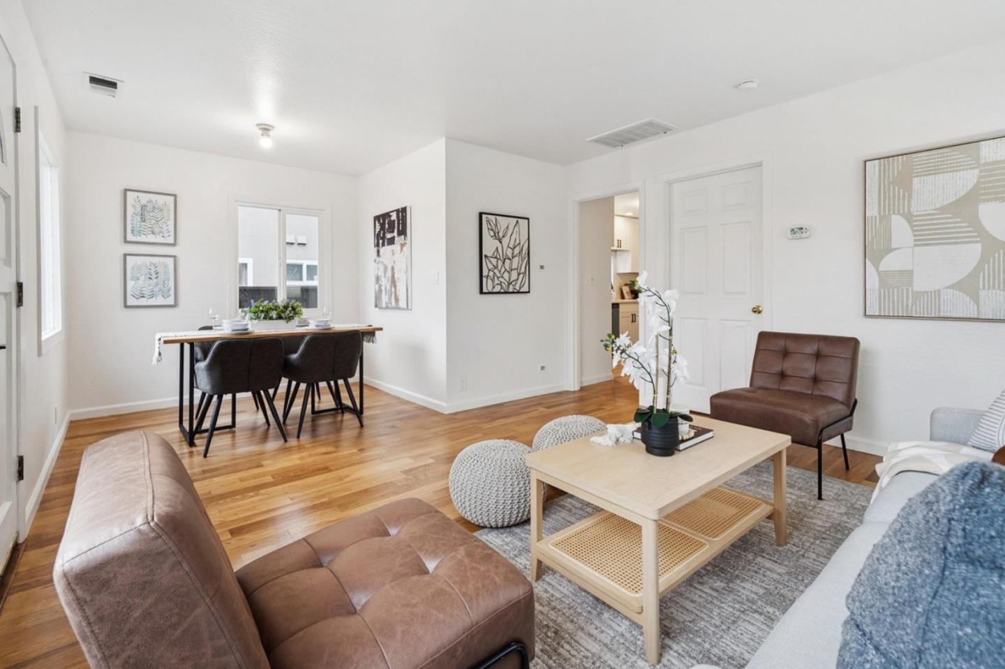 Detail Gallery Image 3 of 12 For 184 Paloma Ave, Pacifica,  CA 94044 - 3 Beds | 1 Baths