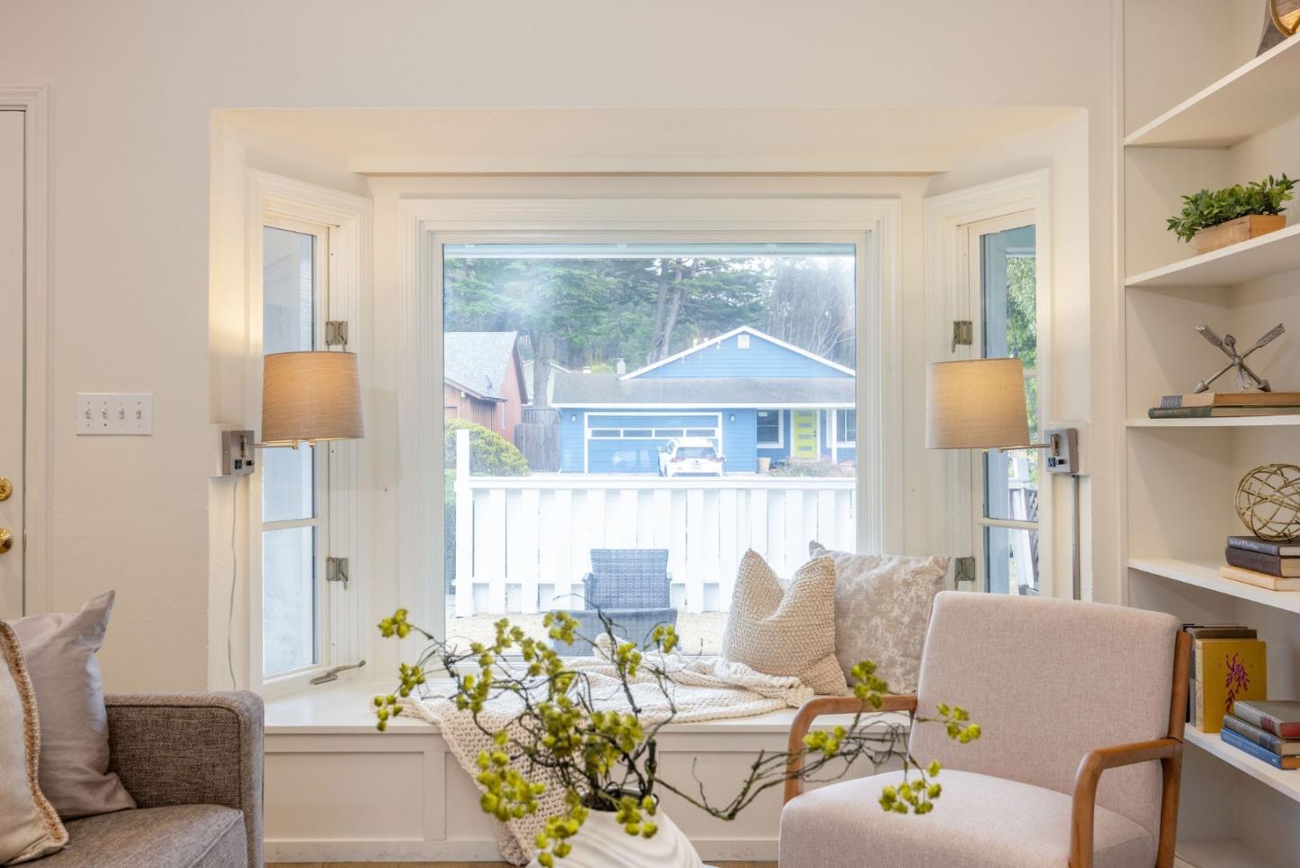 Detail Gallery Image 13 of 51 For 201 Bridgeport Dr, Half Moon Bay,  CA 94019 - 3 Beds | 2 Baths