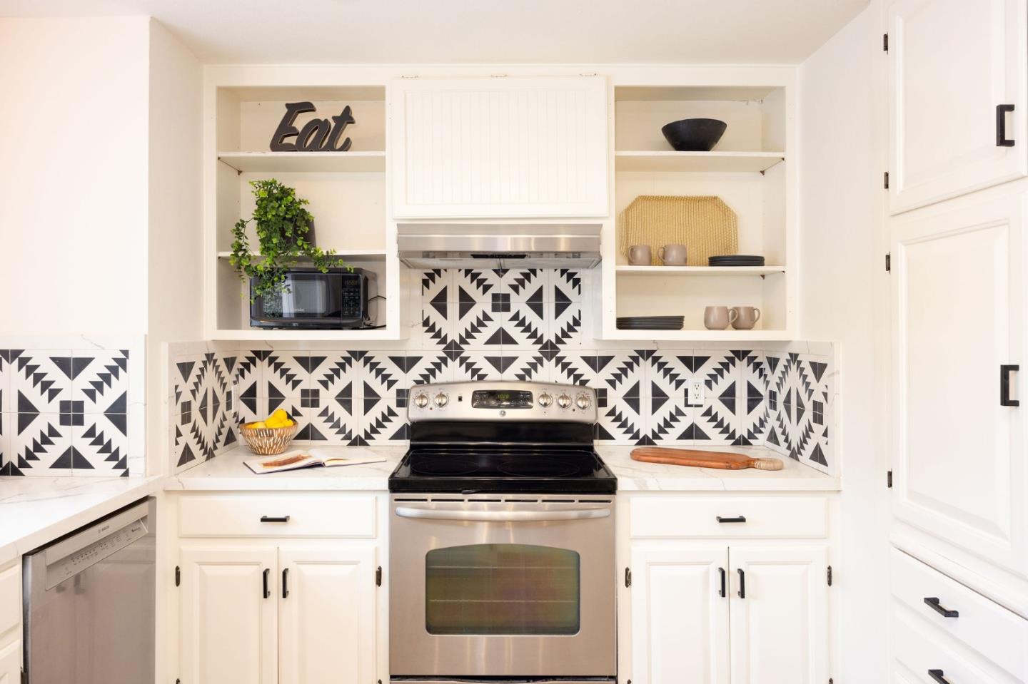 Detail Gallery Image 15 of 51 For 201 Bridgeport Dr, Half Moon Bay,  CA 94019 - 3 Beds | 2 Baths