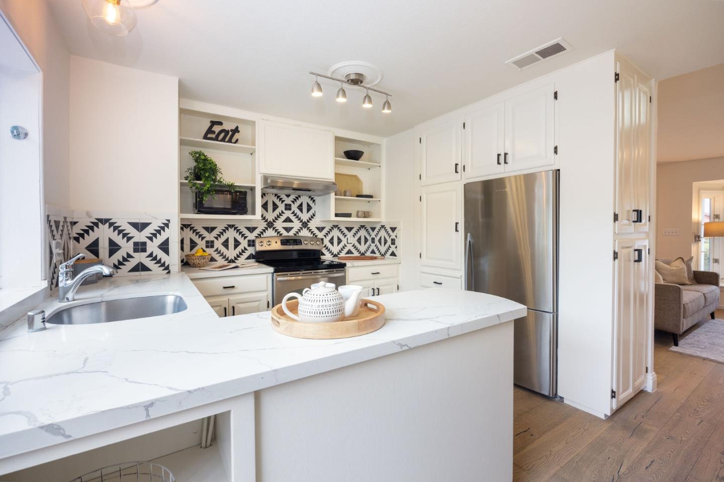 Detail Gallery Image 18 of 51 For 201 Bridgeport Dr, Half Moon Bay,  CA 94019 - 3 Beds | 2 Baths